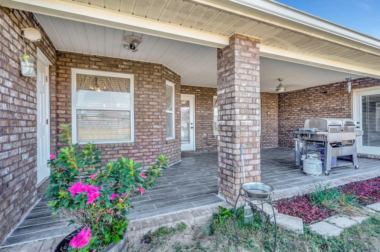3344 Citrine Cir, Crestview FL  32539-5432 exterior
