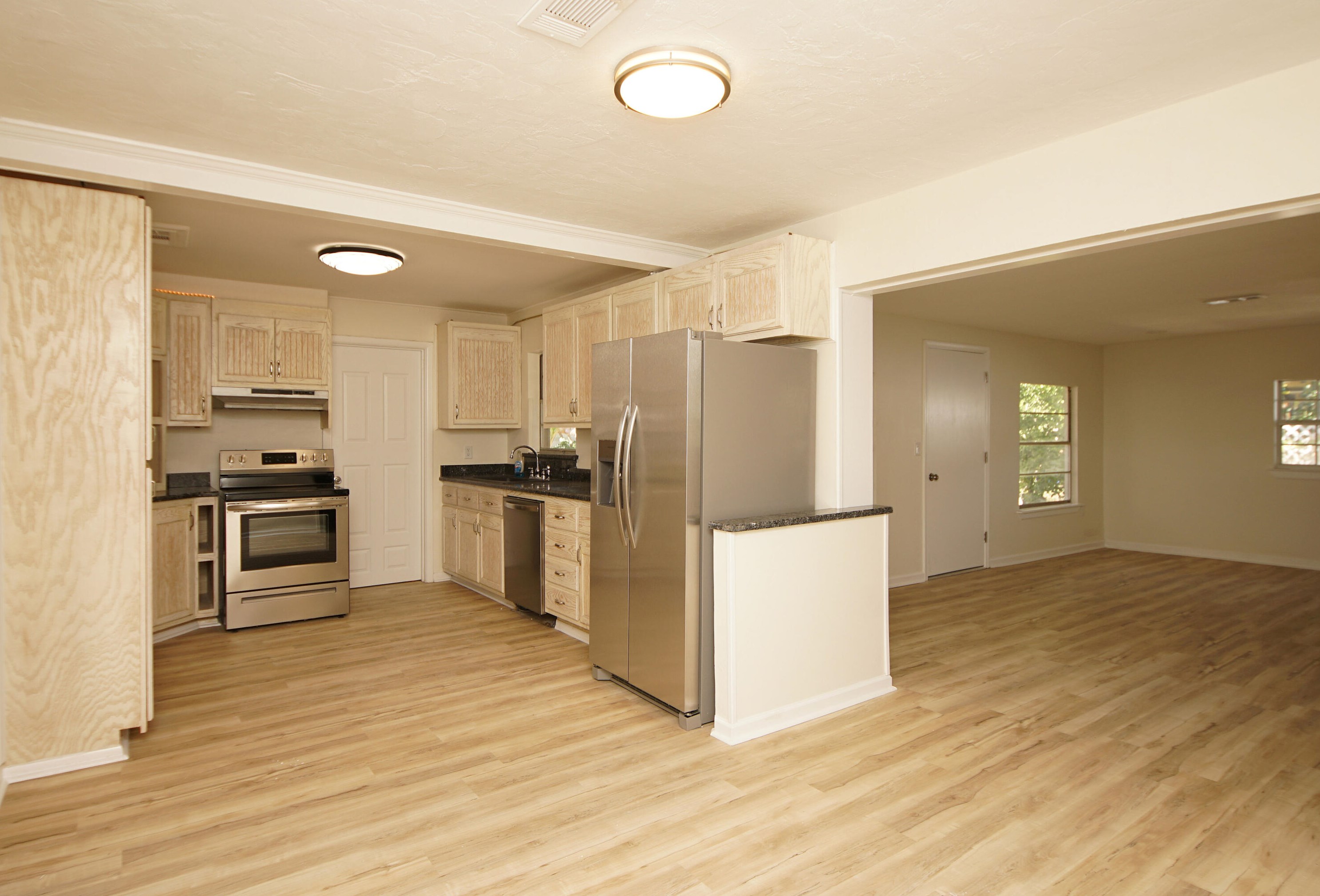 210 Lorraine Dr, Mary Esther FL  32569-1820 exterior