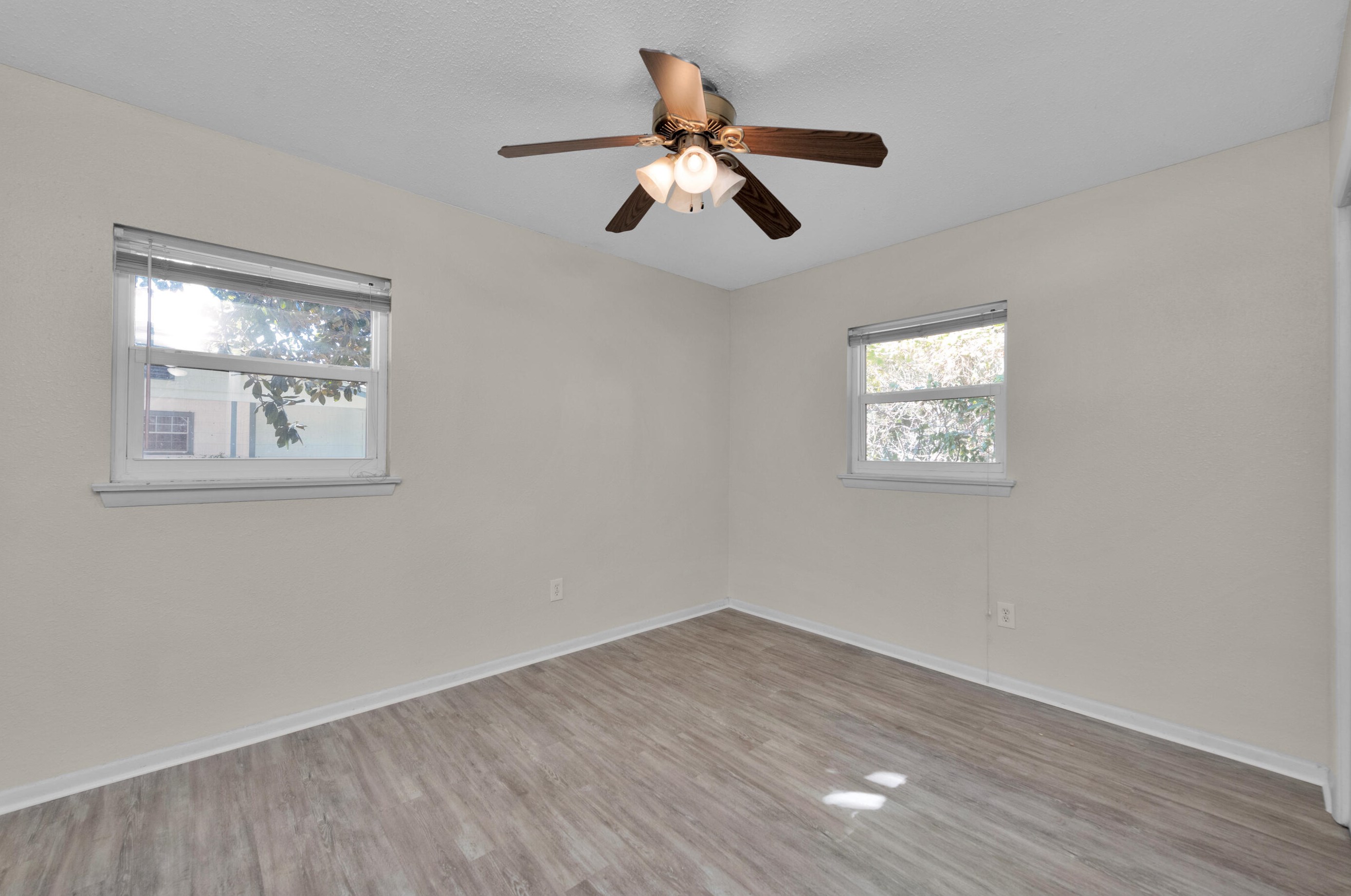 36 Memorial Pkwy, Fort Walton Beach FL  32548-4649 exterior