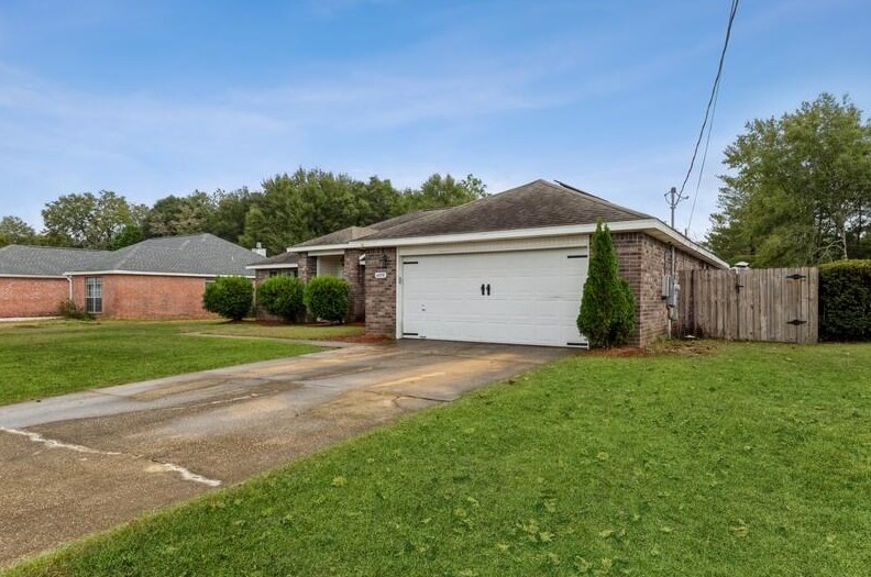 4775 Coronado Cir, Crestview FL  32539-5718 exterior