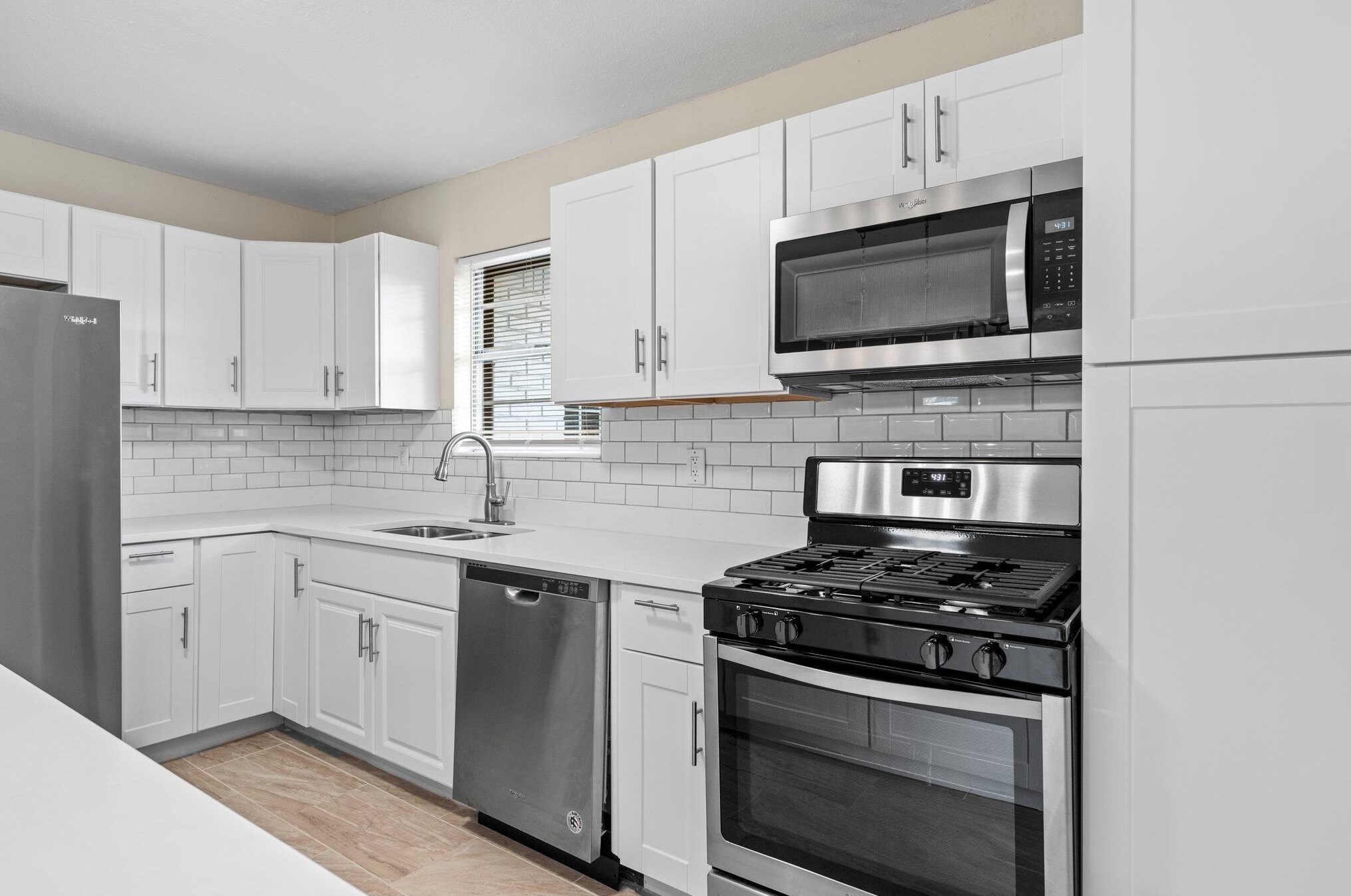 100 Graham Ct, Fort Walton Beach FL  32548-6411 exterior