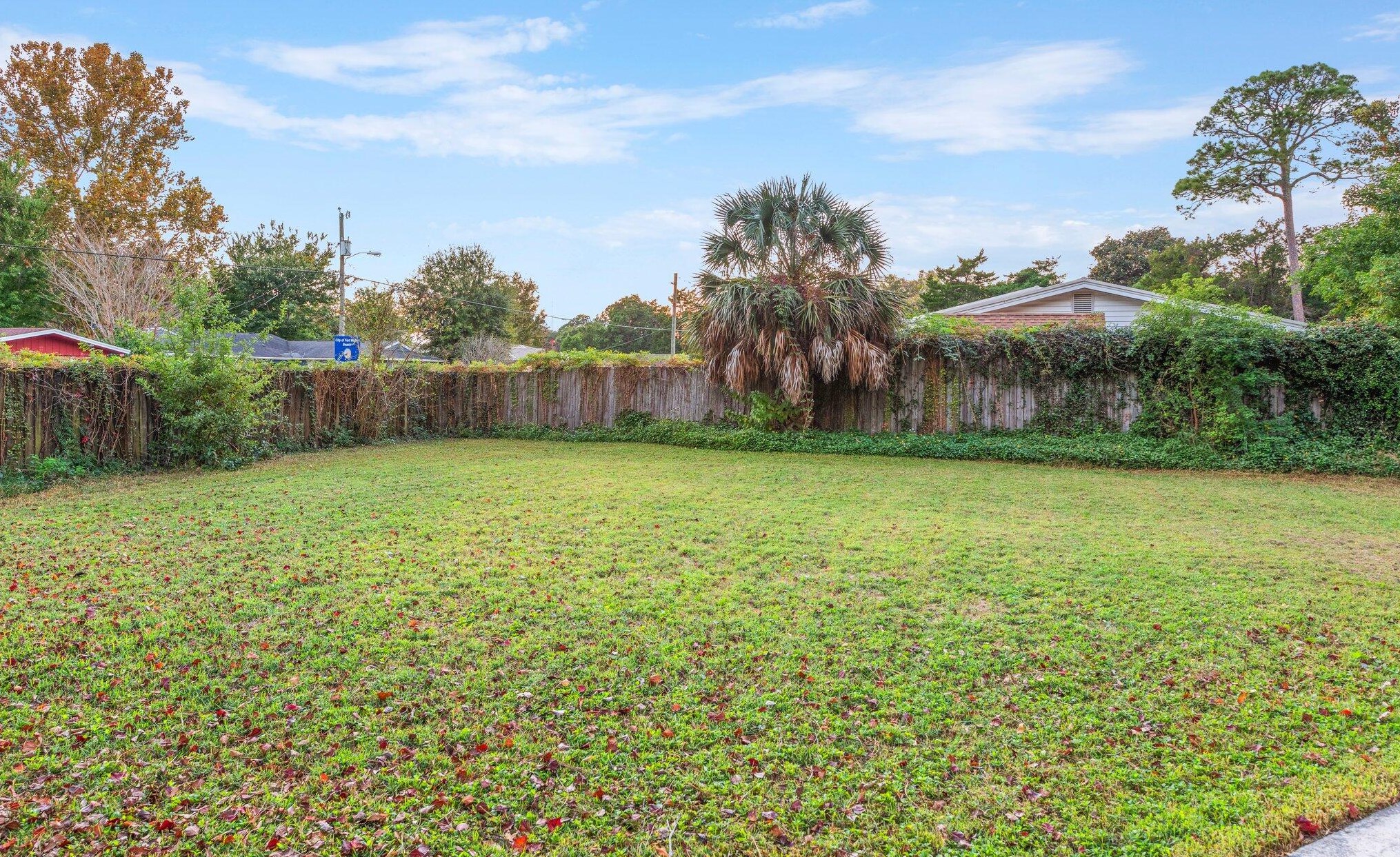 100 Graham Ct, Fort Walton Beach FL  32548-6411 exterior