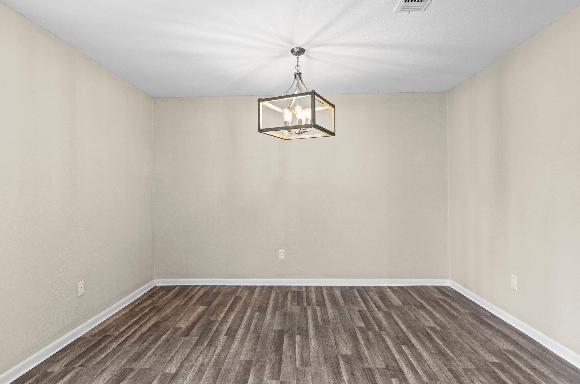 100 Graham Ct, Fort Walton Beach FL  32548-6411 exterior