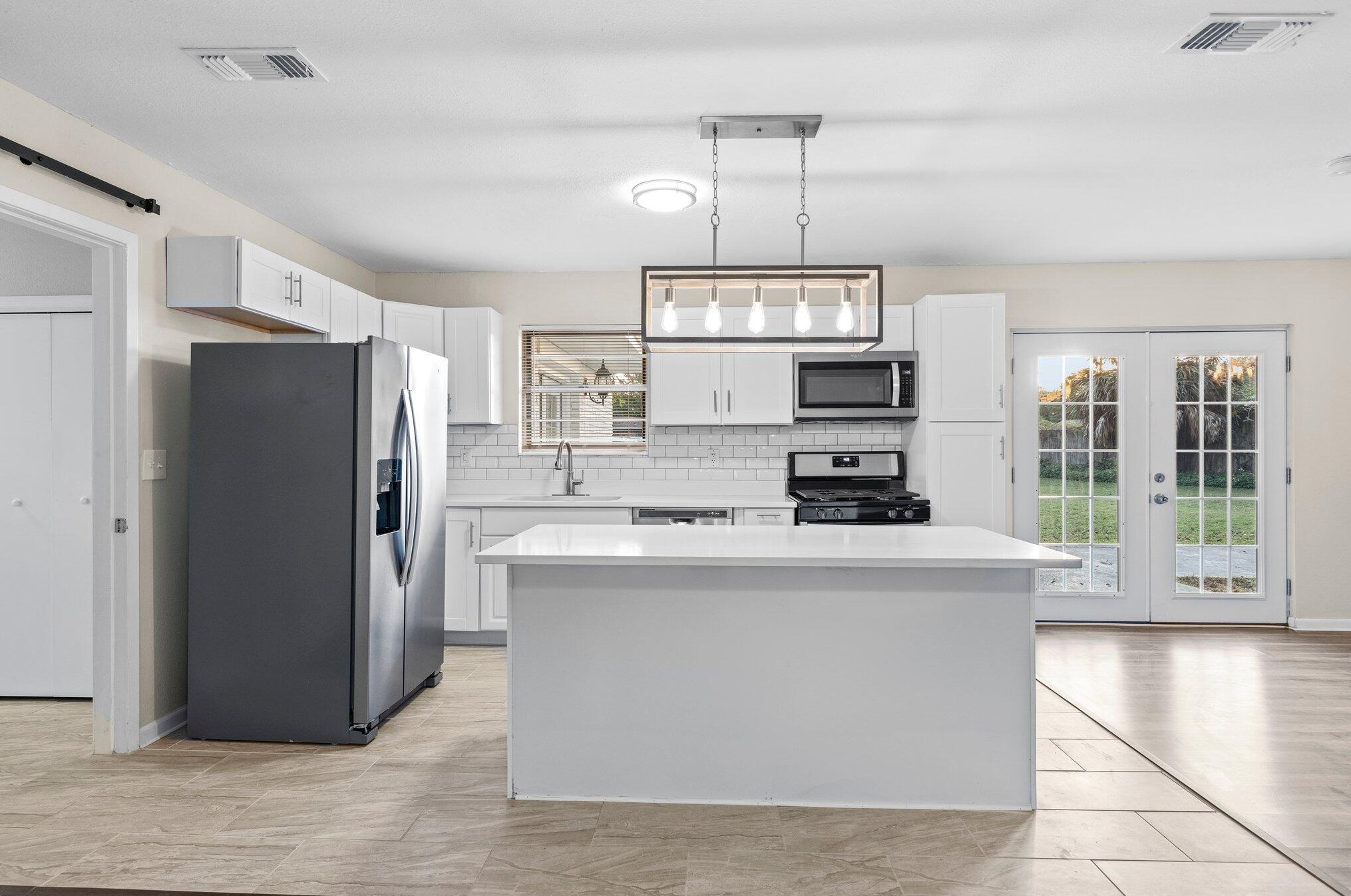 100 Graham Ct, Fort Walton Beach FL  32548-6411 exterior