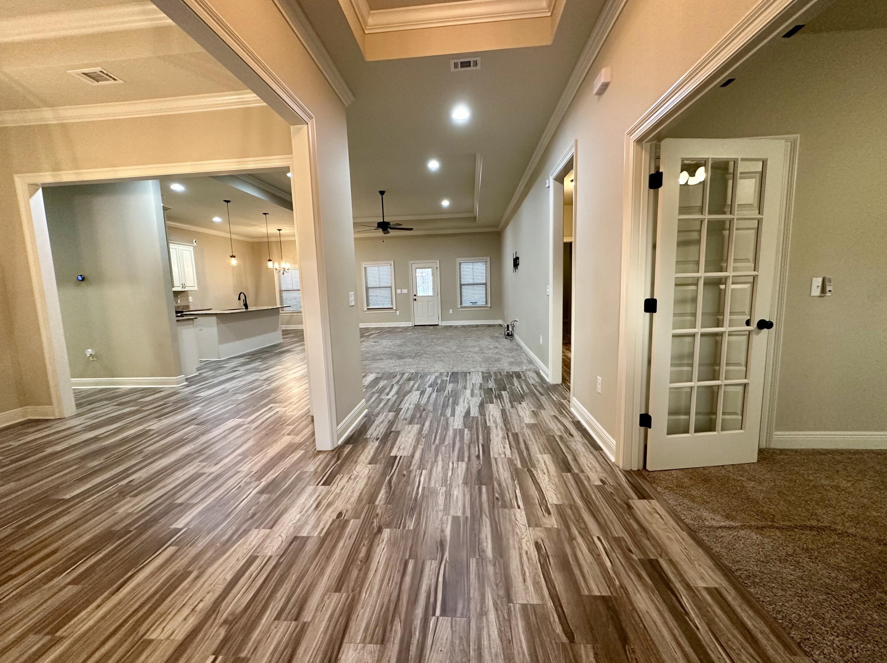 424 Shoal River Dr, Crestview FL  32539-8372 exterior