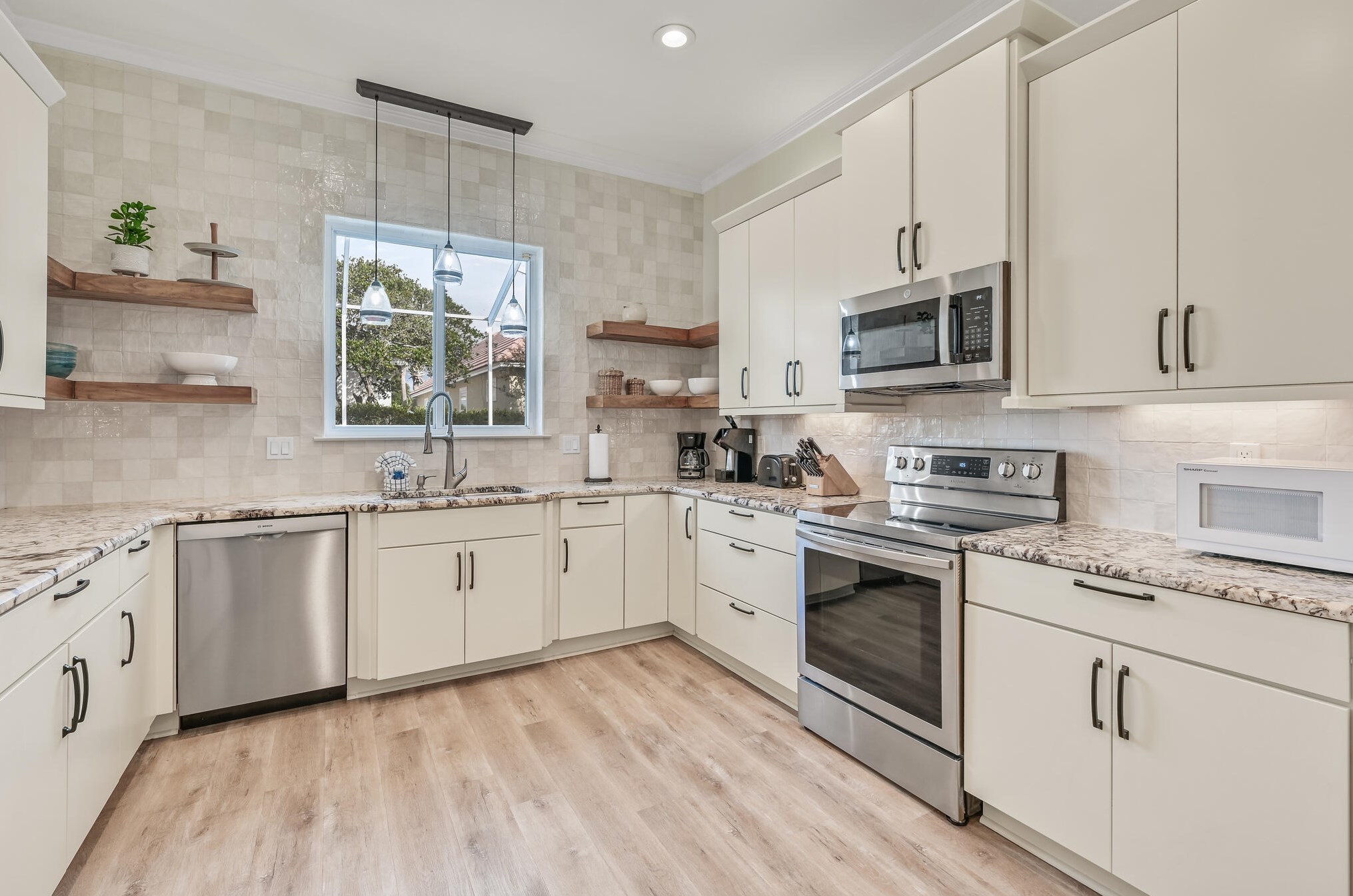 4756 Bonaire Cay, Destin FL 32541-4797 exterior