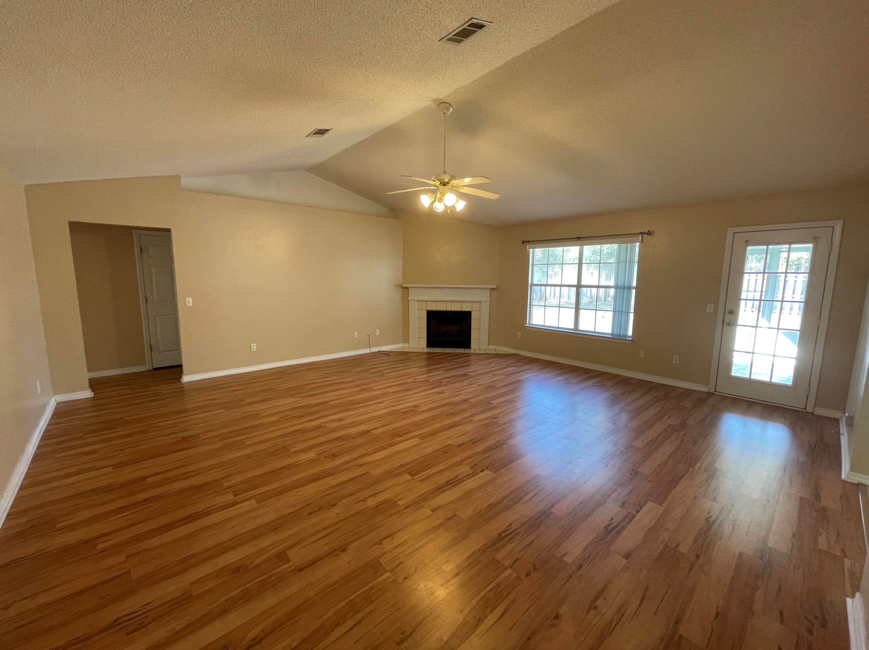 226 Secretariat Dr, Crestview FL  32539-6093 exterior