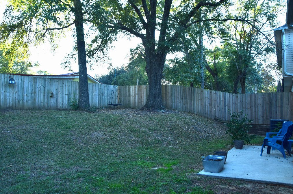 195 Wainwright Dr, Crestview FL  32539-6957 exterior