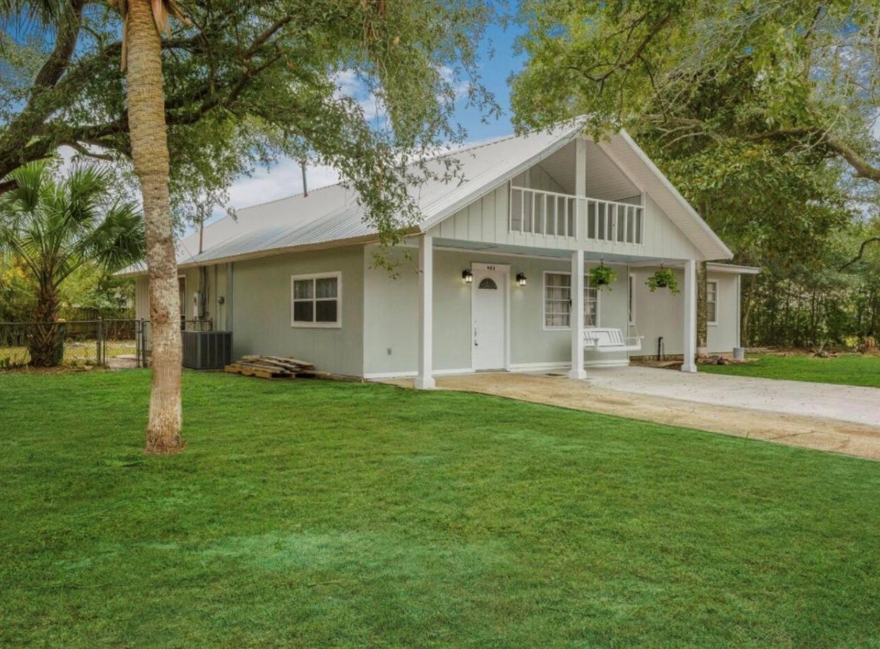 401 Marlowe Dr, Fort Walton Beach FL  32547-2656 exterior