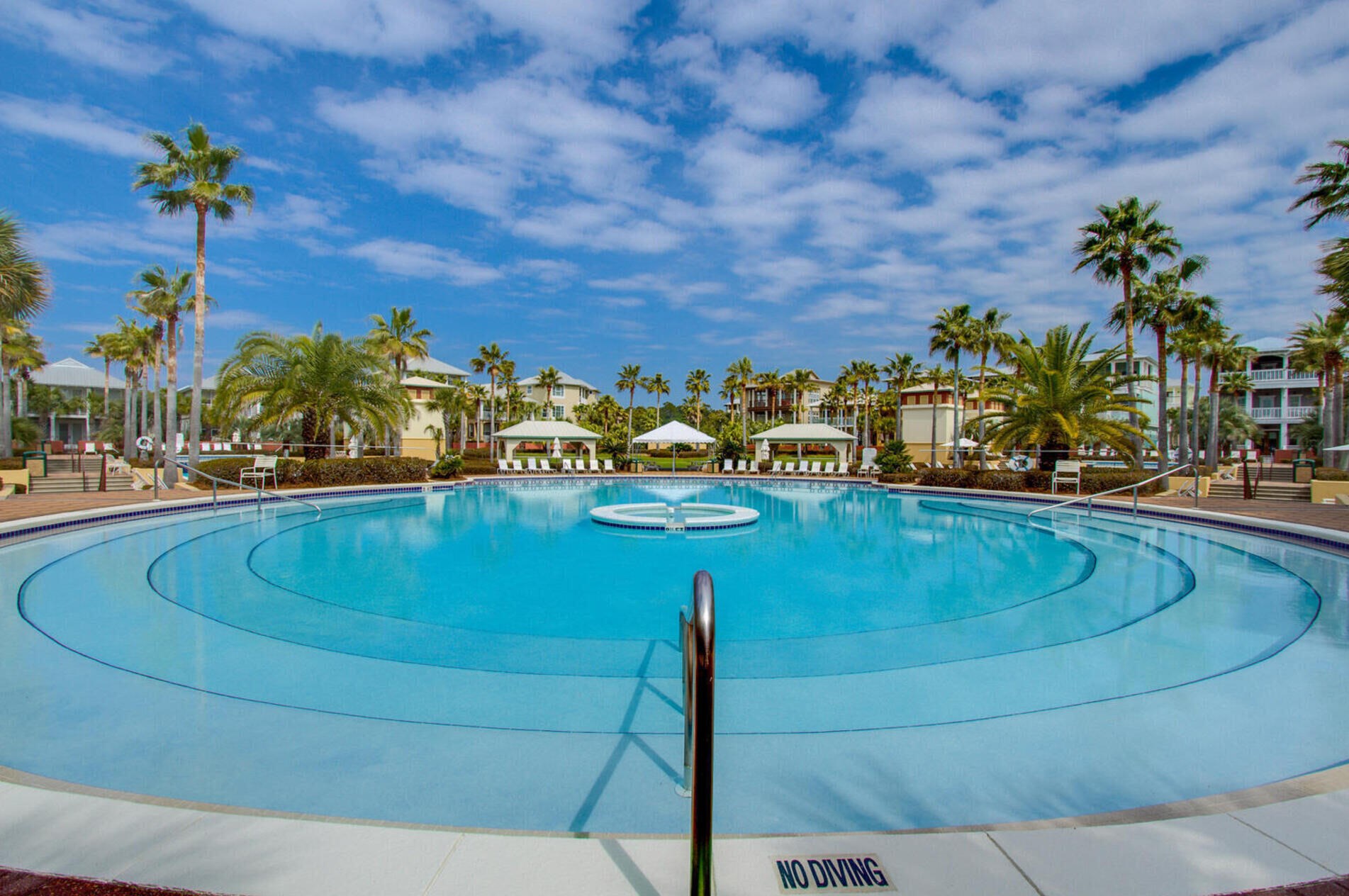 60 Blue Crab Loop, Panama City FL 32413-6154 exterior