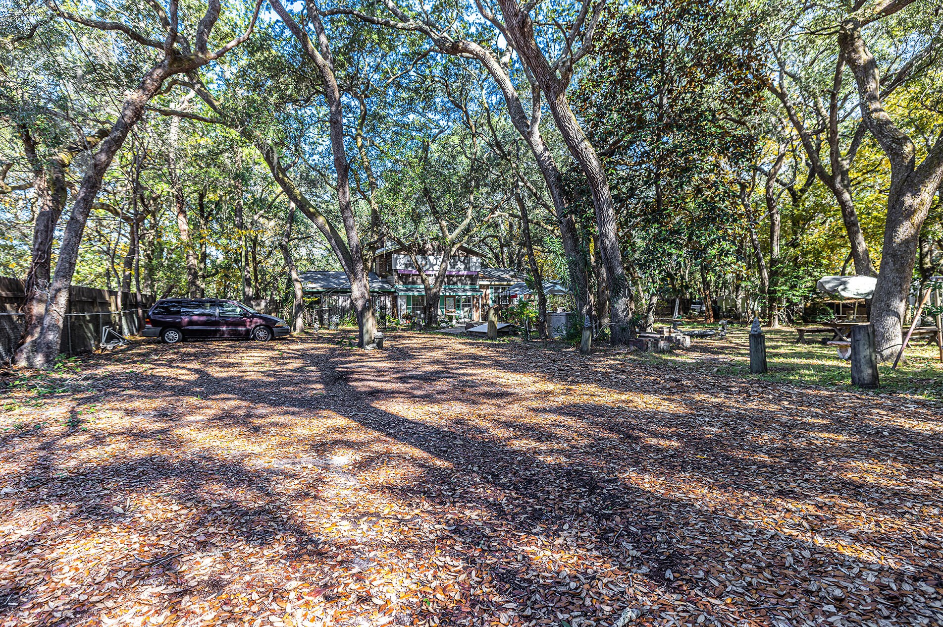 576 Satsuma Rd, Niceville FL  32578-8302 exterior