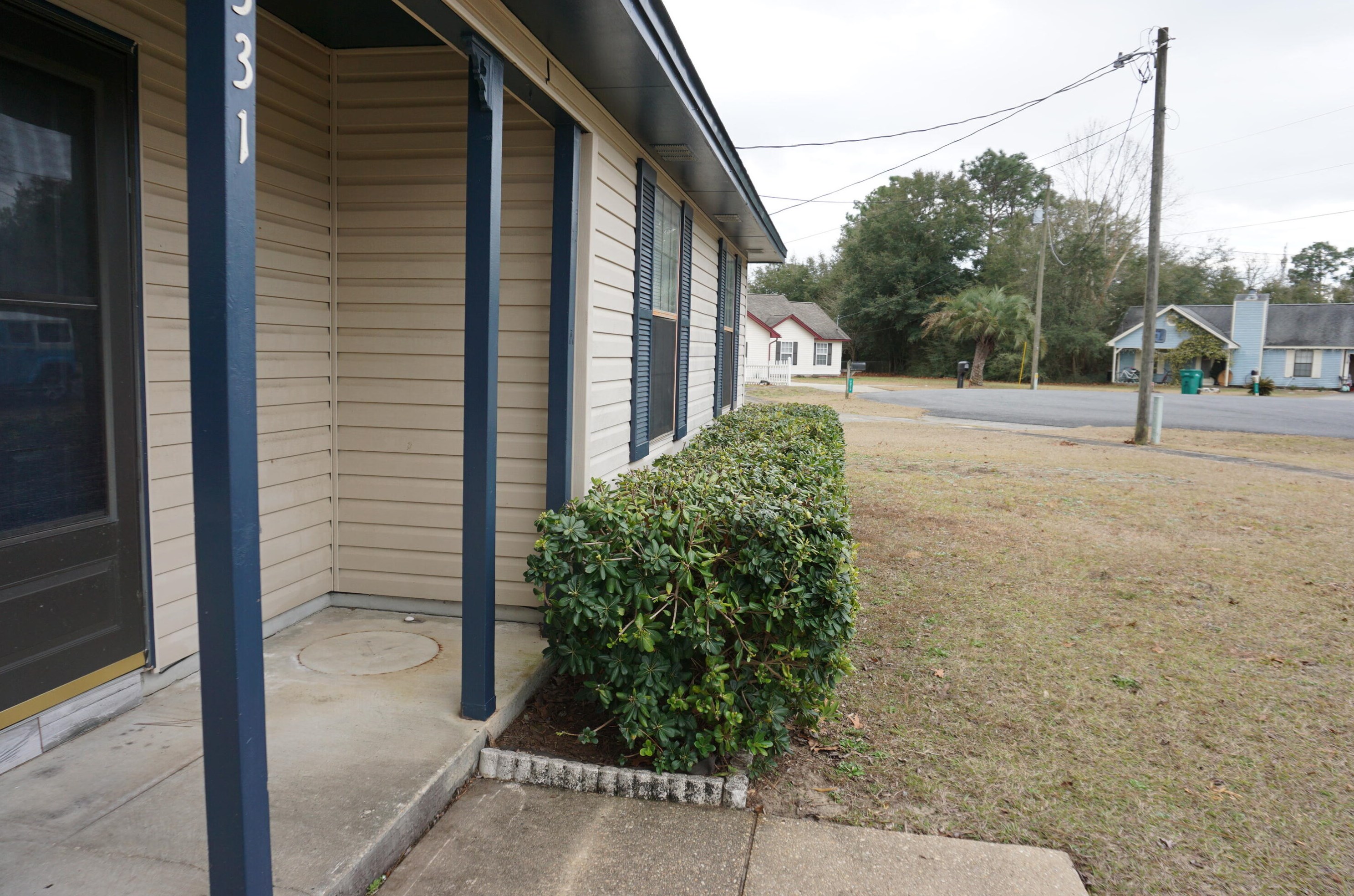 331 Hudson Dr, Crestview FL  32539-8305 exterior