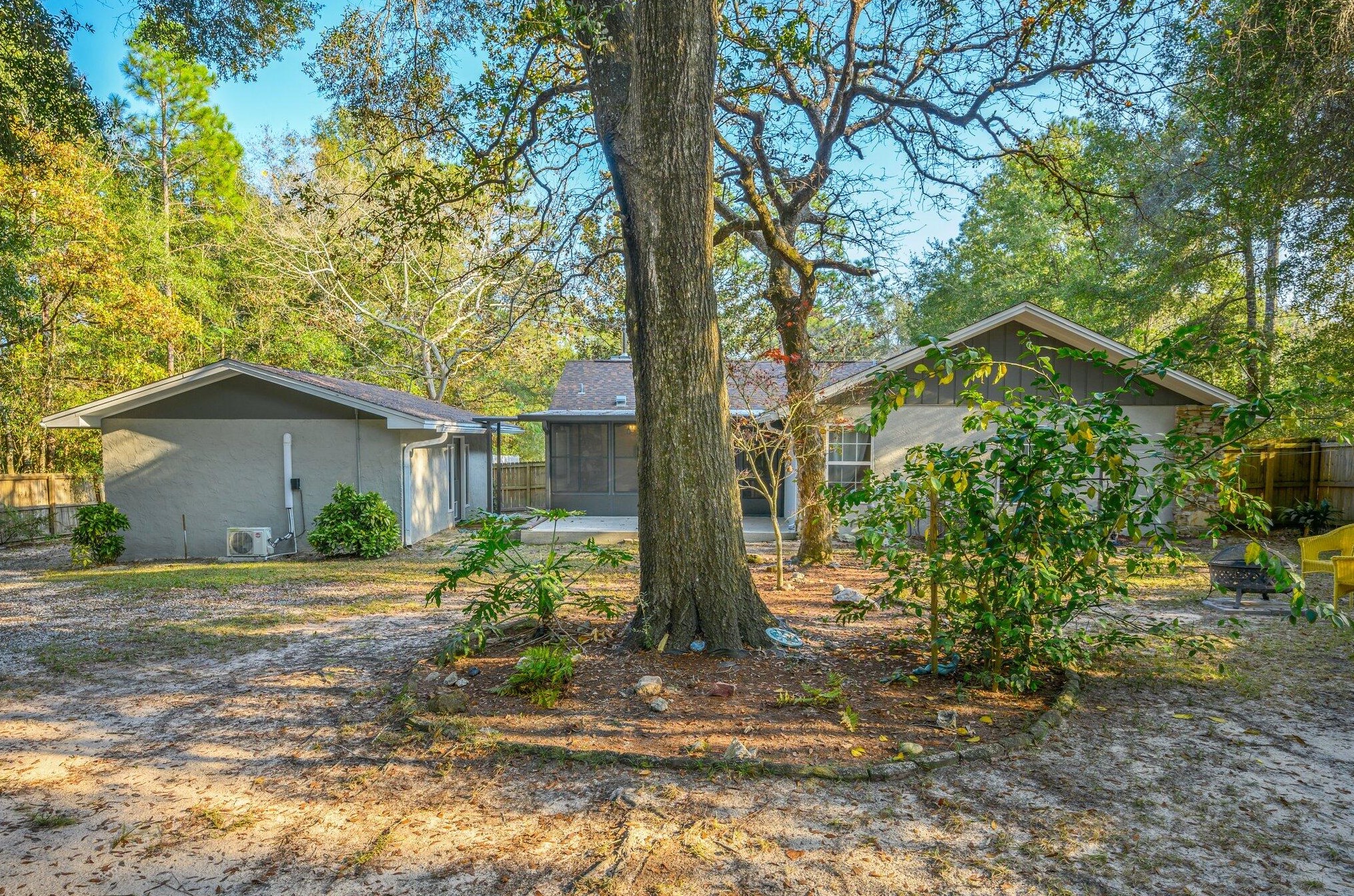 107 Shell Dr, Crestview FL  32536-9557 exterior