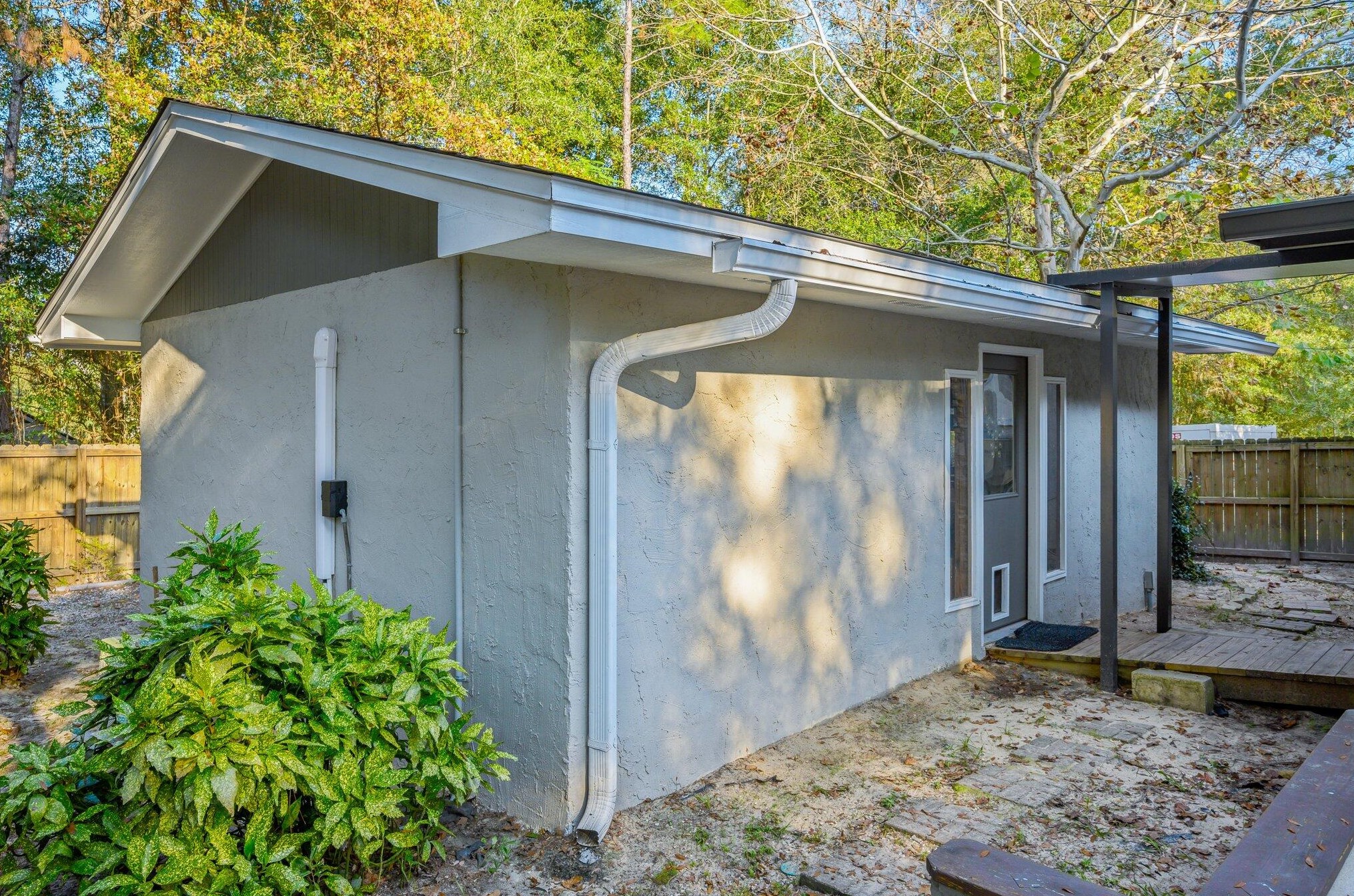 107 Shell Dr, Crestview FL  32536-9557 exterior