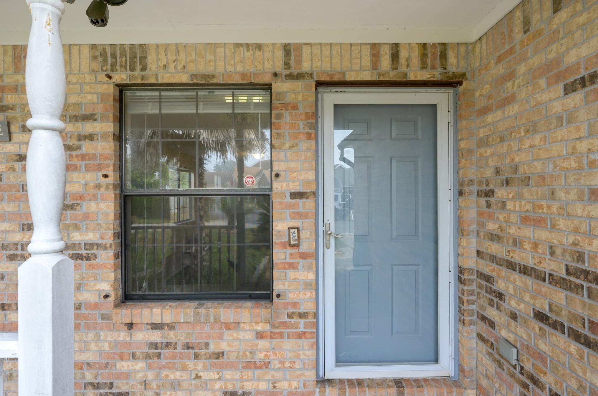 300 Woodland Park Cir, Mary Esther FL  32569-1572 exterior