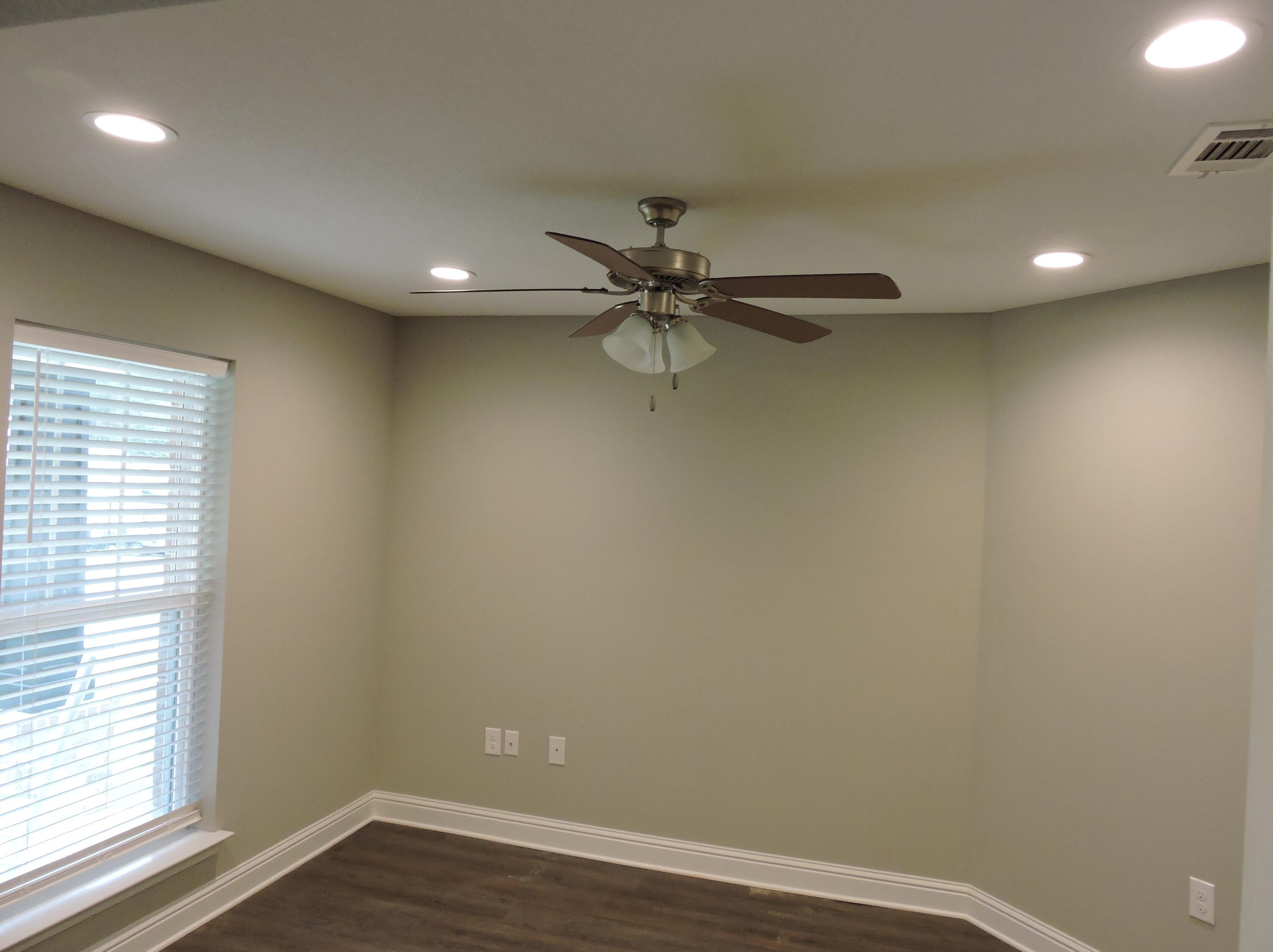 3045 Crown Creek Cir, Crestview FL  32539-9000 exterior