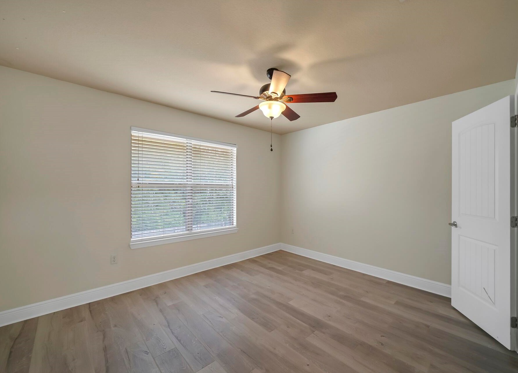125 Bronze Cir, Crestview FL  32539-4365 exterior