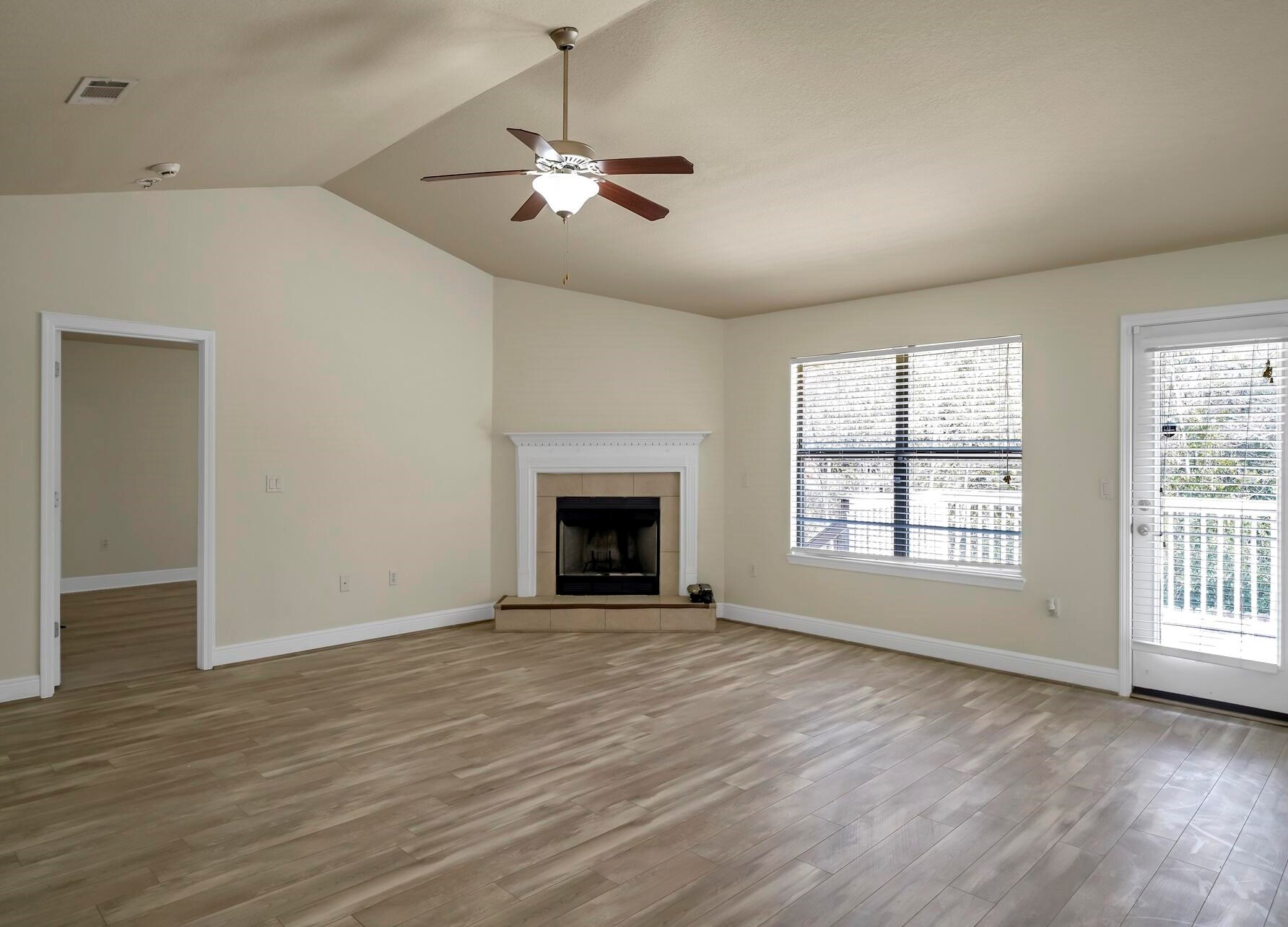 125 Bronze Cir, Crestview FL  32539-4365 exterior