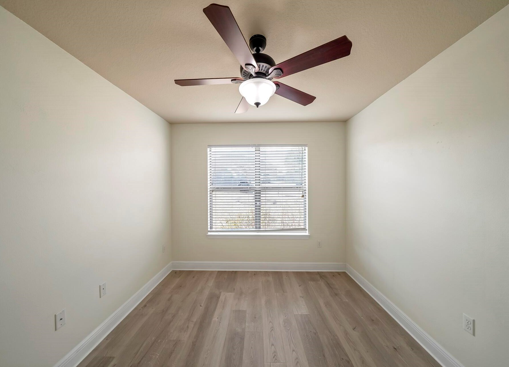 125 Bronze Cir, Crestview FL  32539-4365 exterior