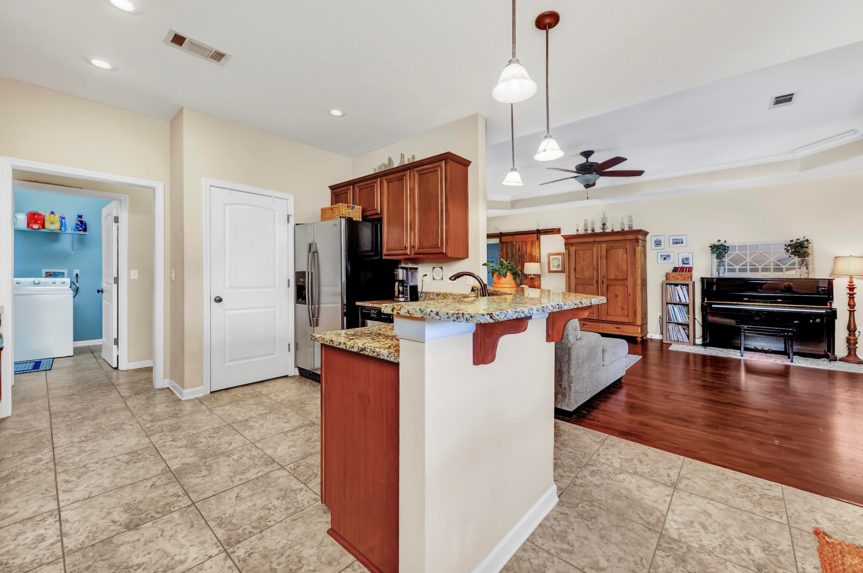 107 Alicia Dr, Crestview FL  32536-5297 exterior