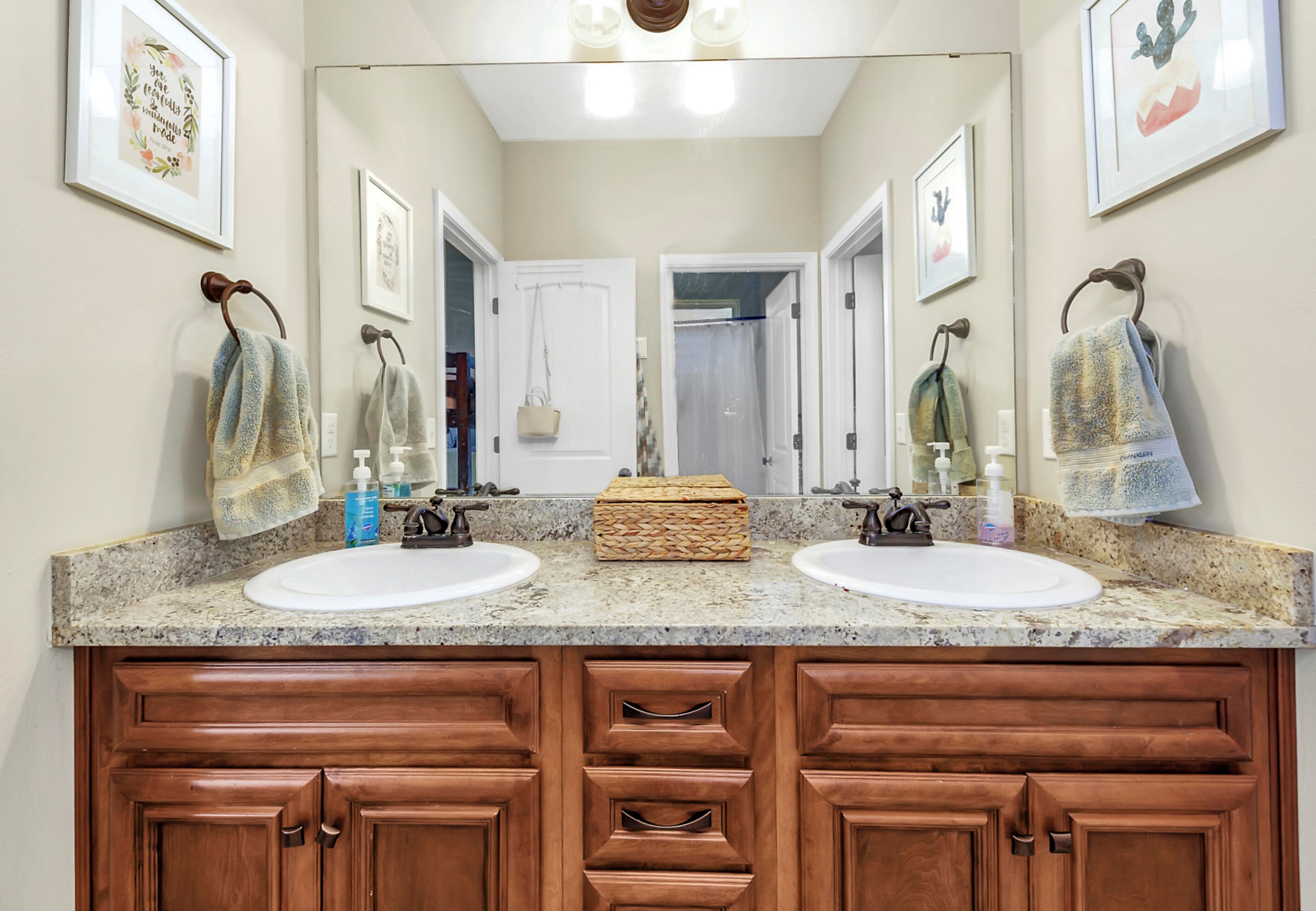 107 Alicia Dr, Crestview FL  32536-5297 exterior