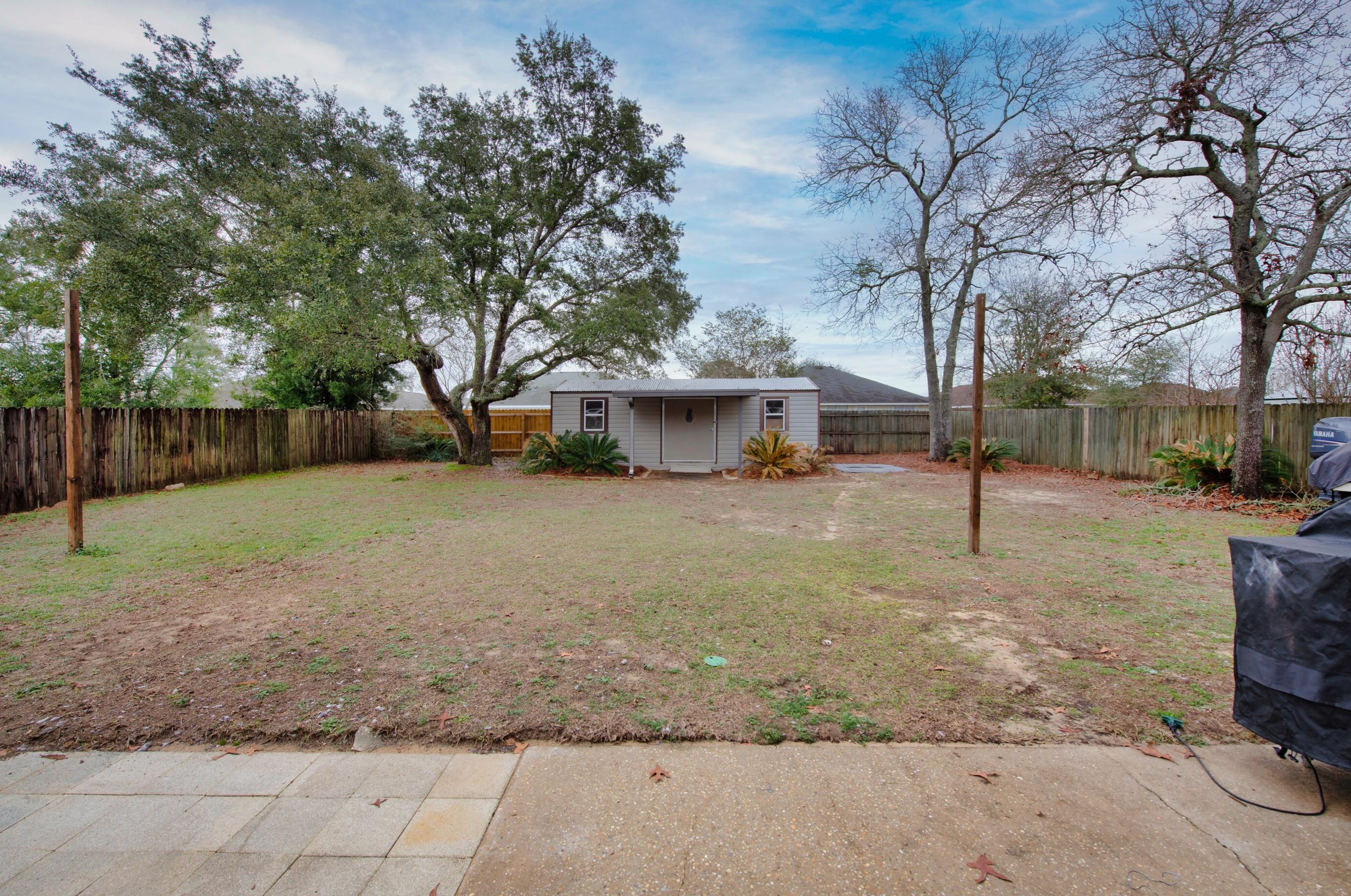 2831 Atoka Trl, Crestview FL  32539-5750 exterior