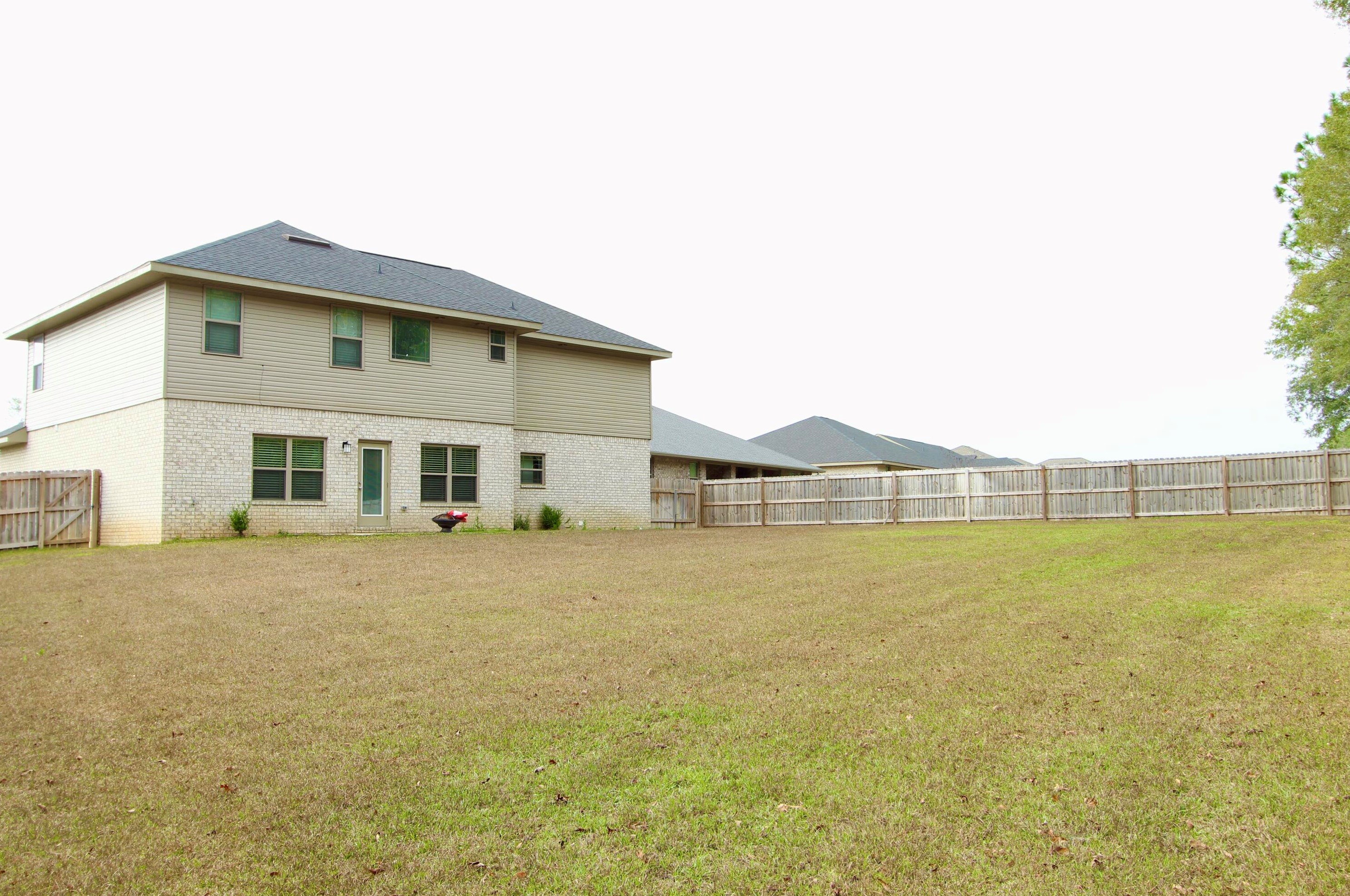 5755 Marigold Loop, Crestview FL  32539-8406 exterior