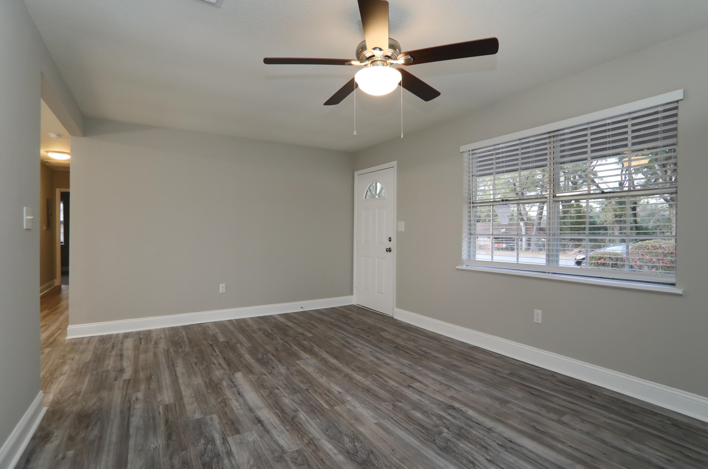 205 Grimes Ave, Crestview FL  32536-3812 exterior