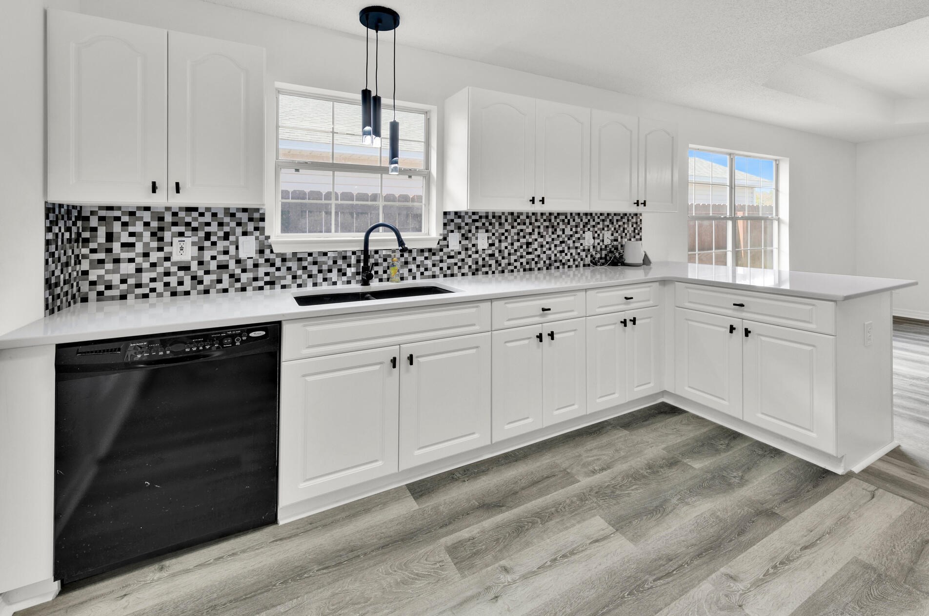 388 Pristine Water Ln, Mary Esther FL  32569-2174 exterior