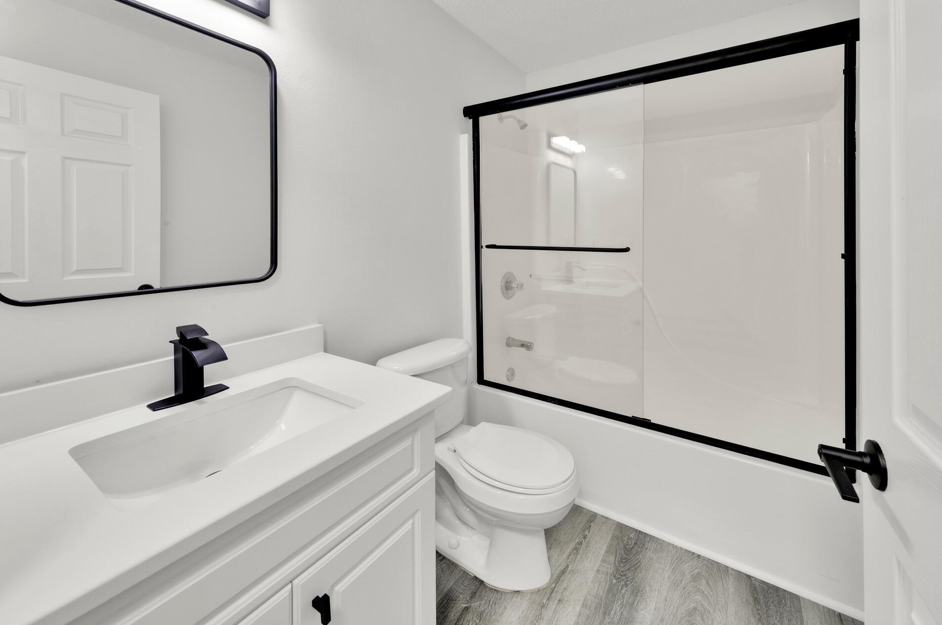 388 Pristine Water Ln, Mary Esther FL  32569-2174 exterior