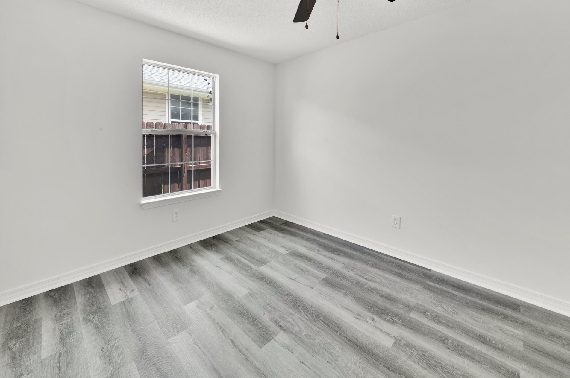 388 Pristine Water Ln, Mary Esther FL  32569-2174 exterior