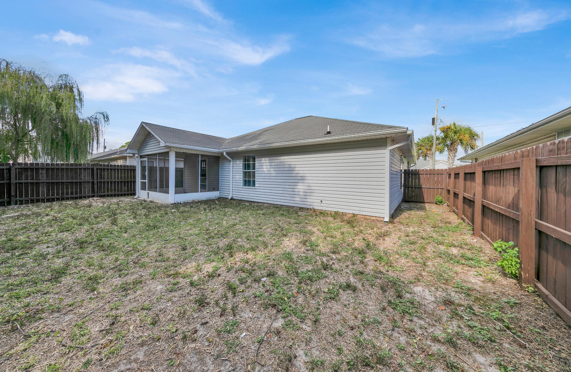 388 Pristine Water Ln, Mary Esther FL  32569-2174 exterior