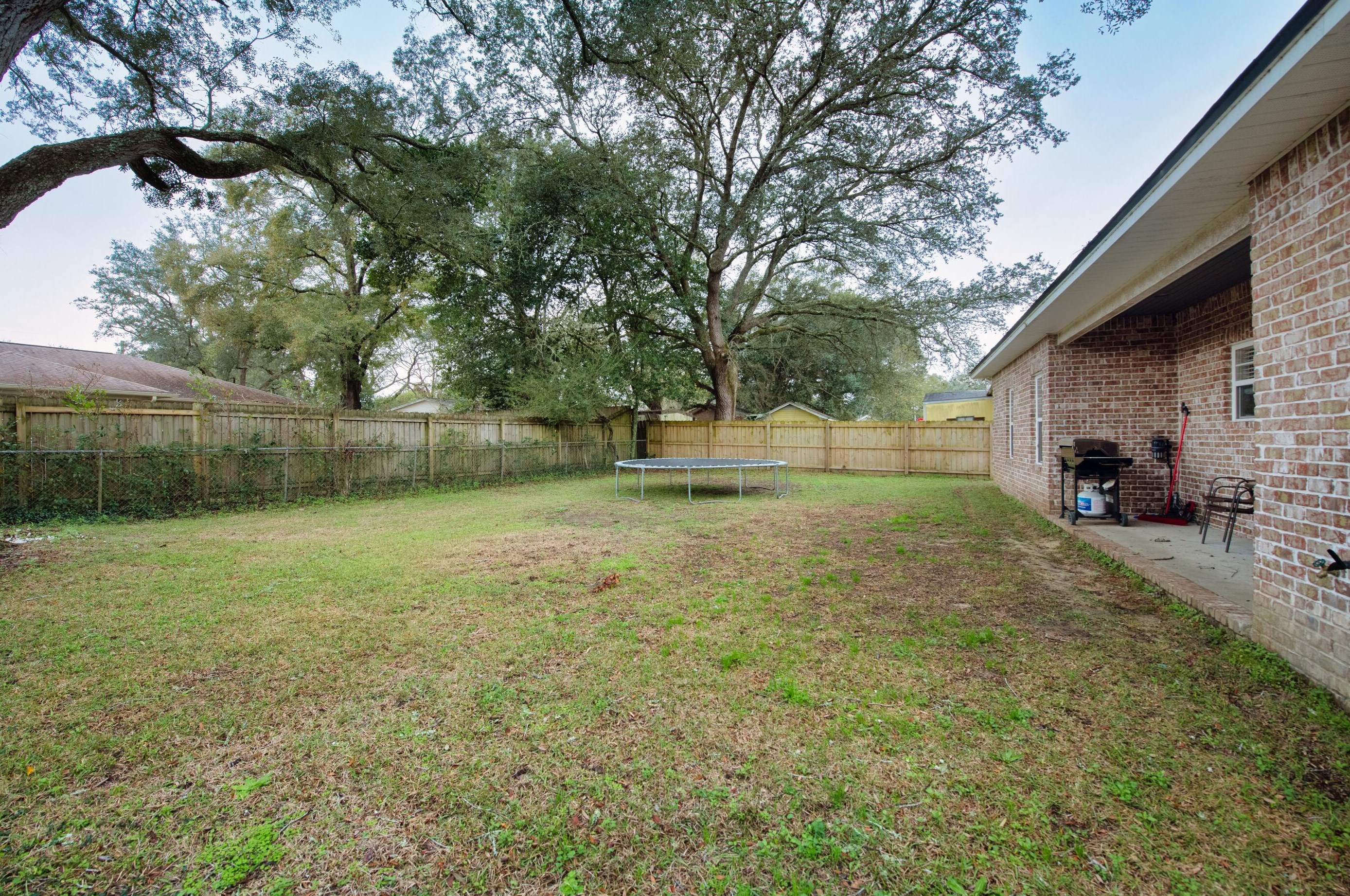 1406 23rd St, Niceville FL  32578-3325 exterior