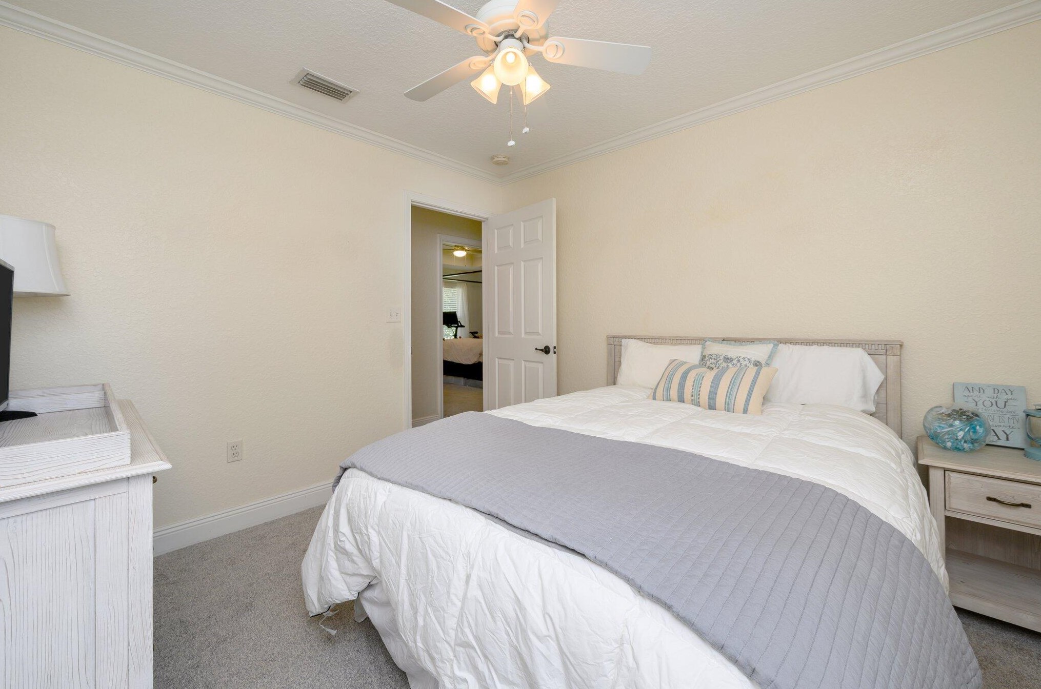 220 Pilgrim Ave, Fort Walton Beach FL  32547-3217 exterior