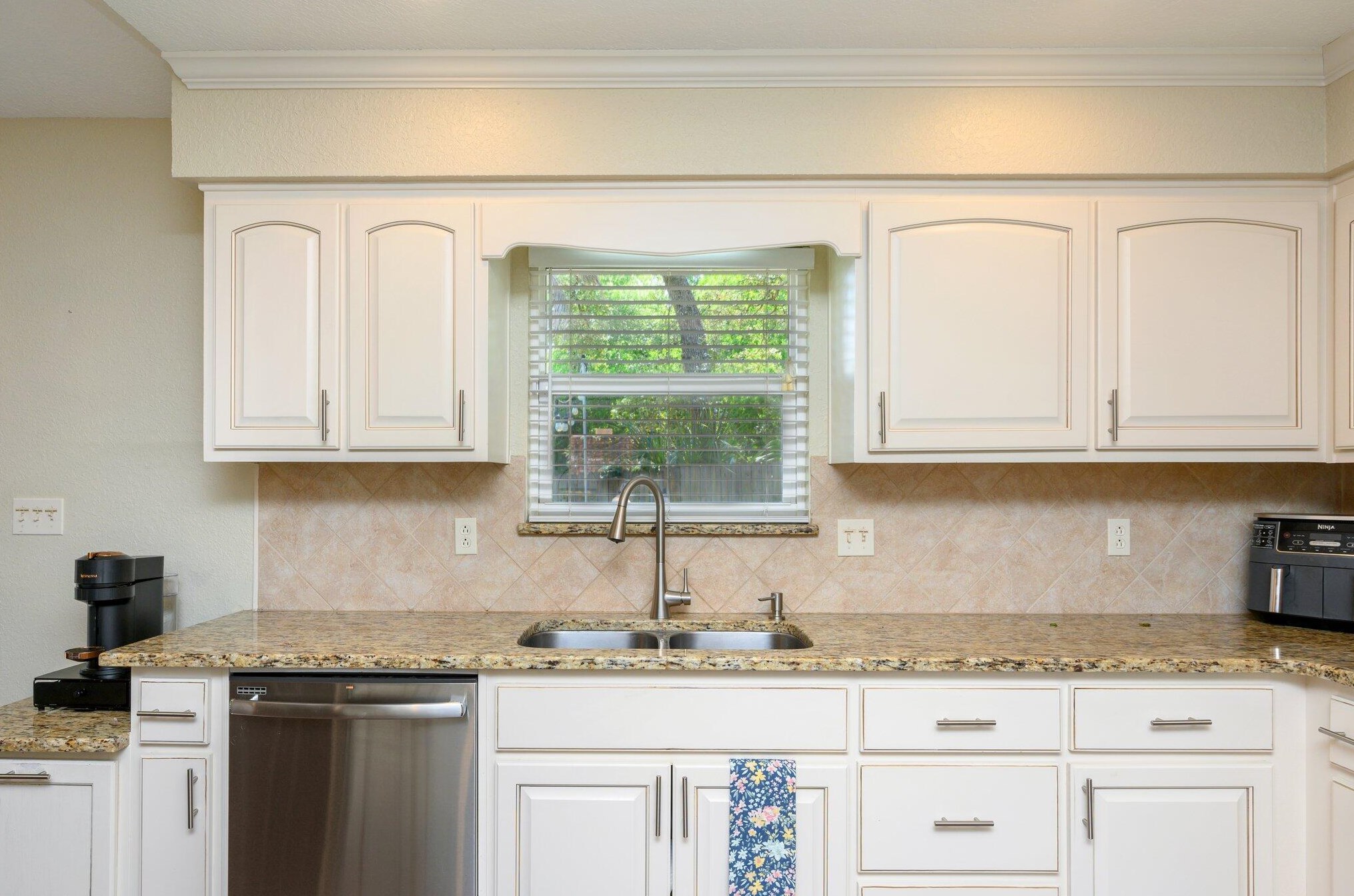 220 Pilgrim Ave, Fort Walton Beach FL  32547-3217 exterior