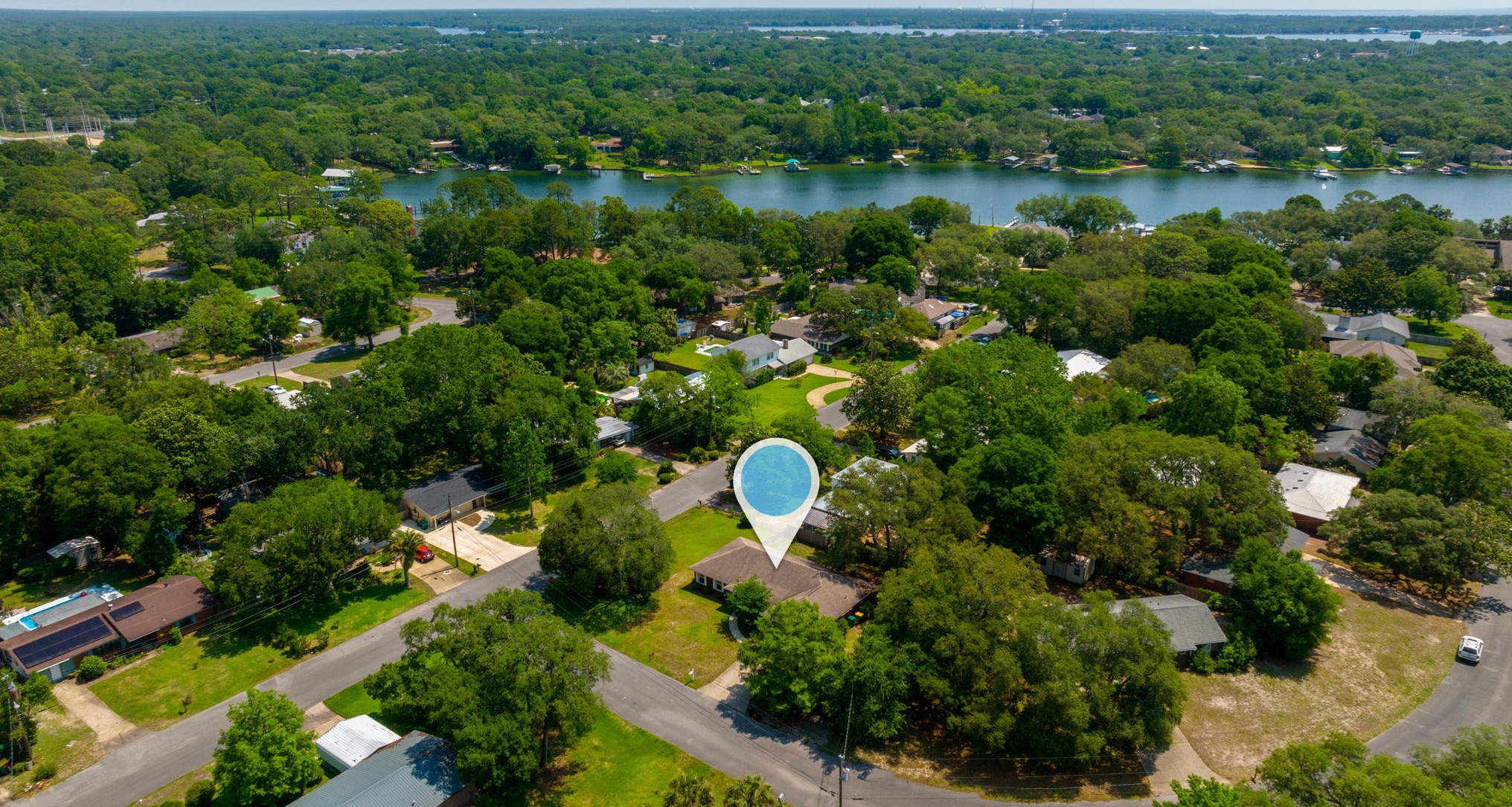 220 Pilgrim Ave, Fort Walton Beach FL  32547-3217 exterior