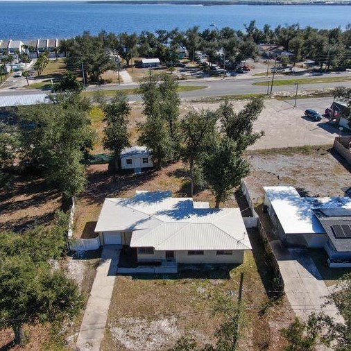 304 Blackshear Dr, Panama City FL  32404-7405 exterior