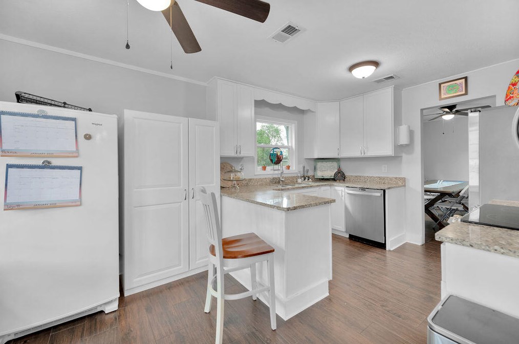 835 Palm Blvd, Niceville FL  32578-1256 exterior