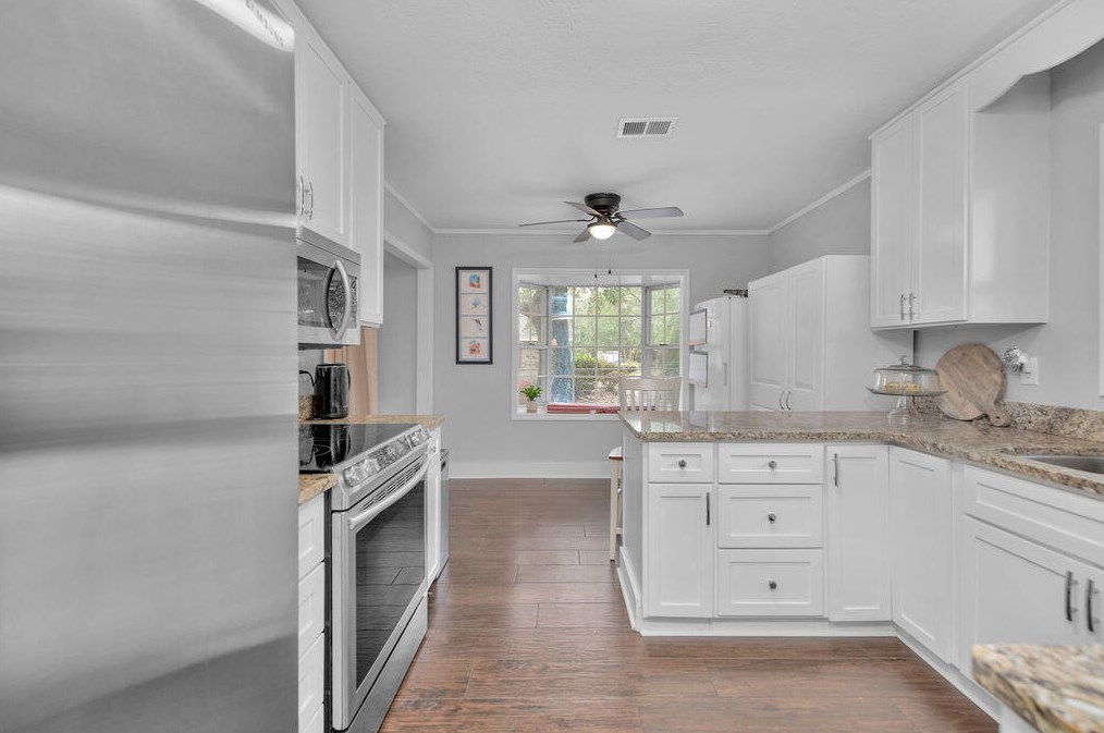 835 Palm Blvd, Niceville FL  32578-1256 exterior