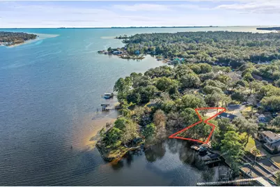 404 Seville Circle, Niceville, FL 32578 - Photo 13