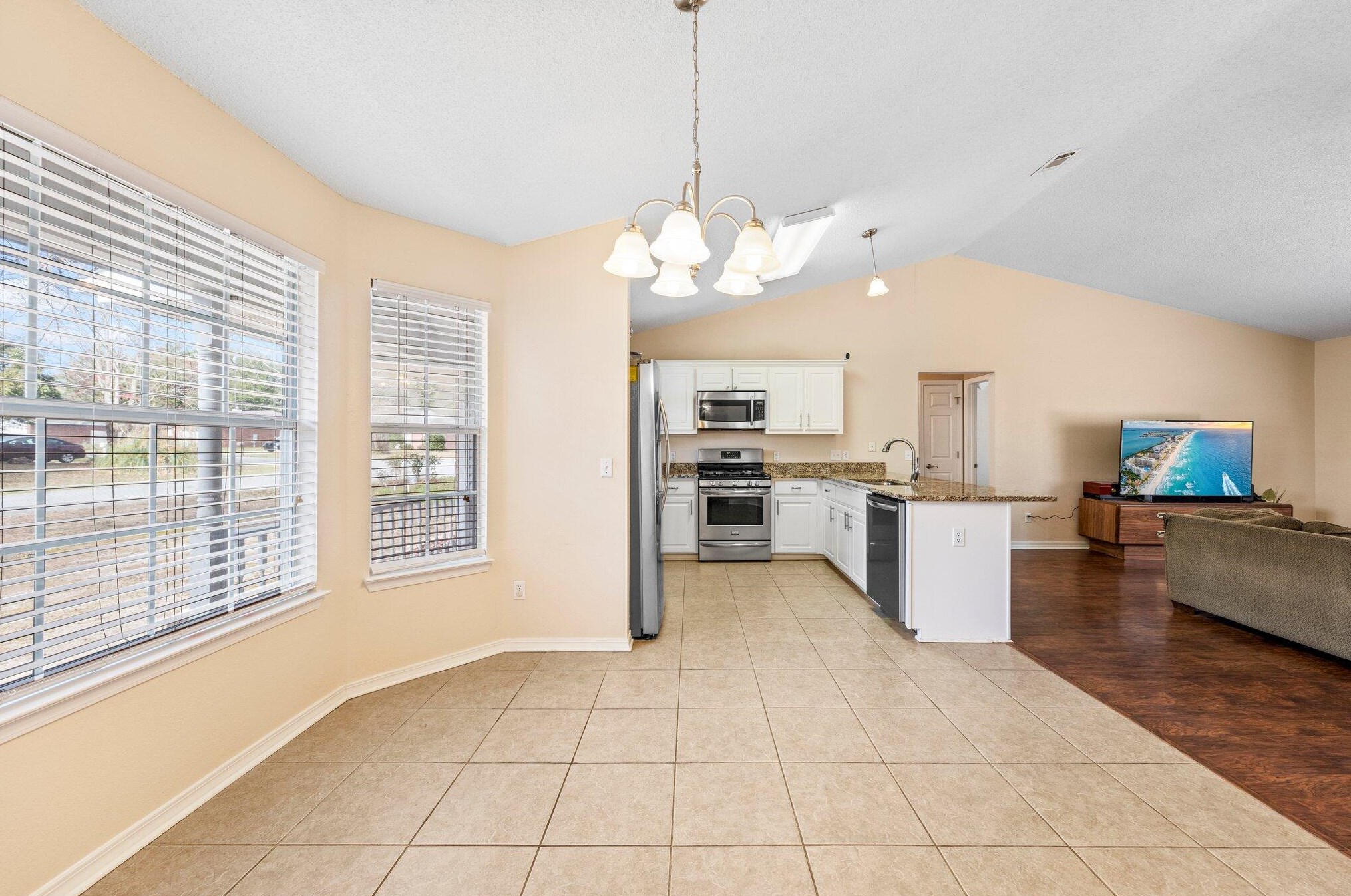 2831 Geronimo Dr, Crestview FL  32539-6372 exterior