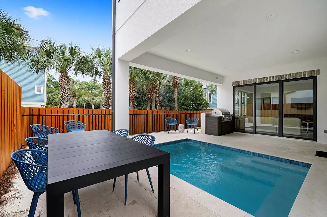 118 Leisure Ln, Santa Rosa Beach FL  32459-8766 exterior