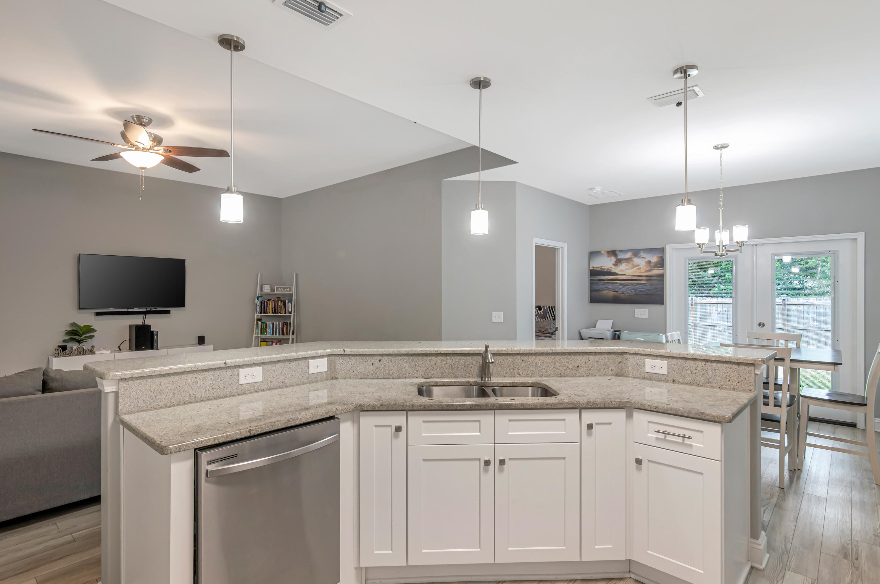 11 Flamenco St, Mary Esther FL  32569-1516 exterior
