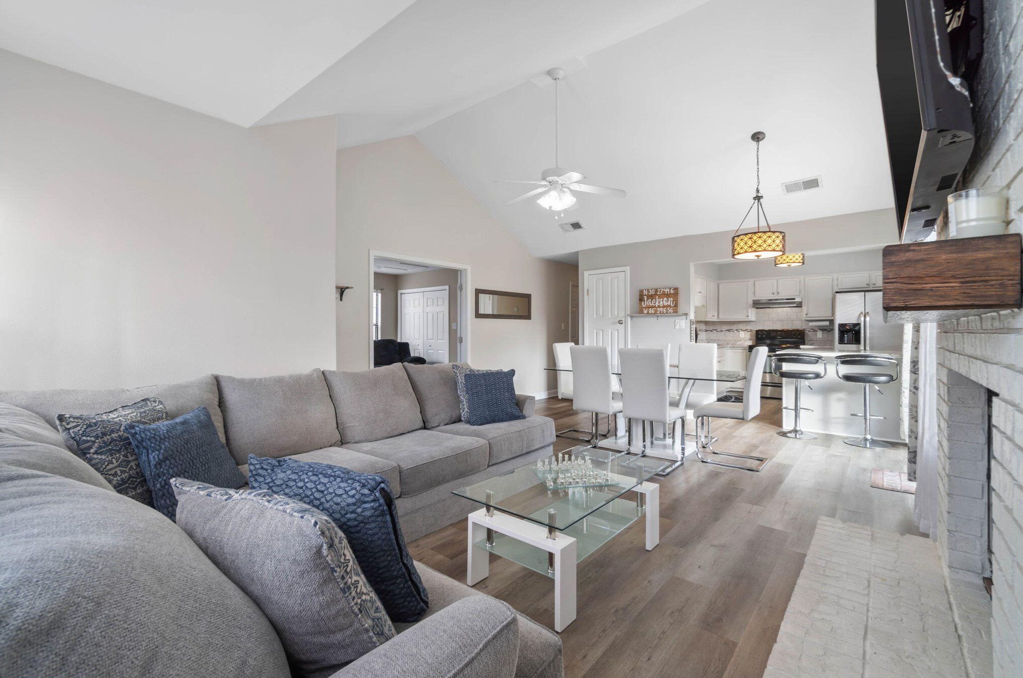 1717 Bennetts End, Fort Walton Beach FL  32547-6814 exterior