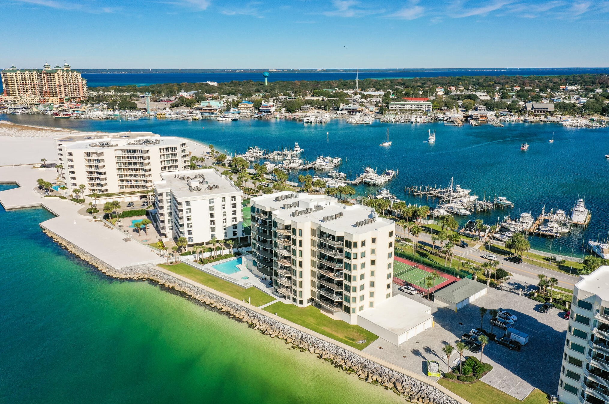 200 Gulf Shore Dr, Destin FL 32541-5070 exterior