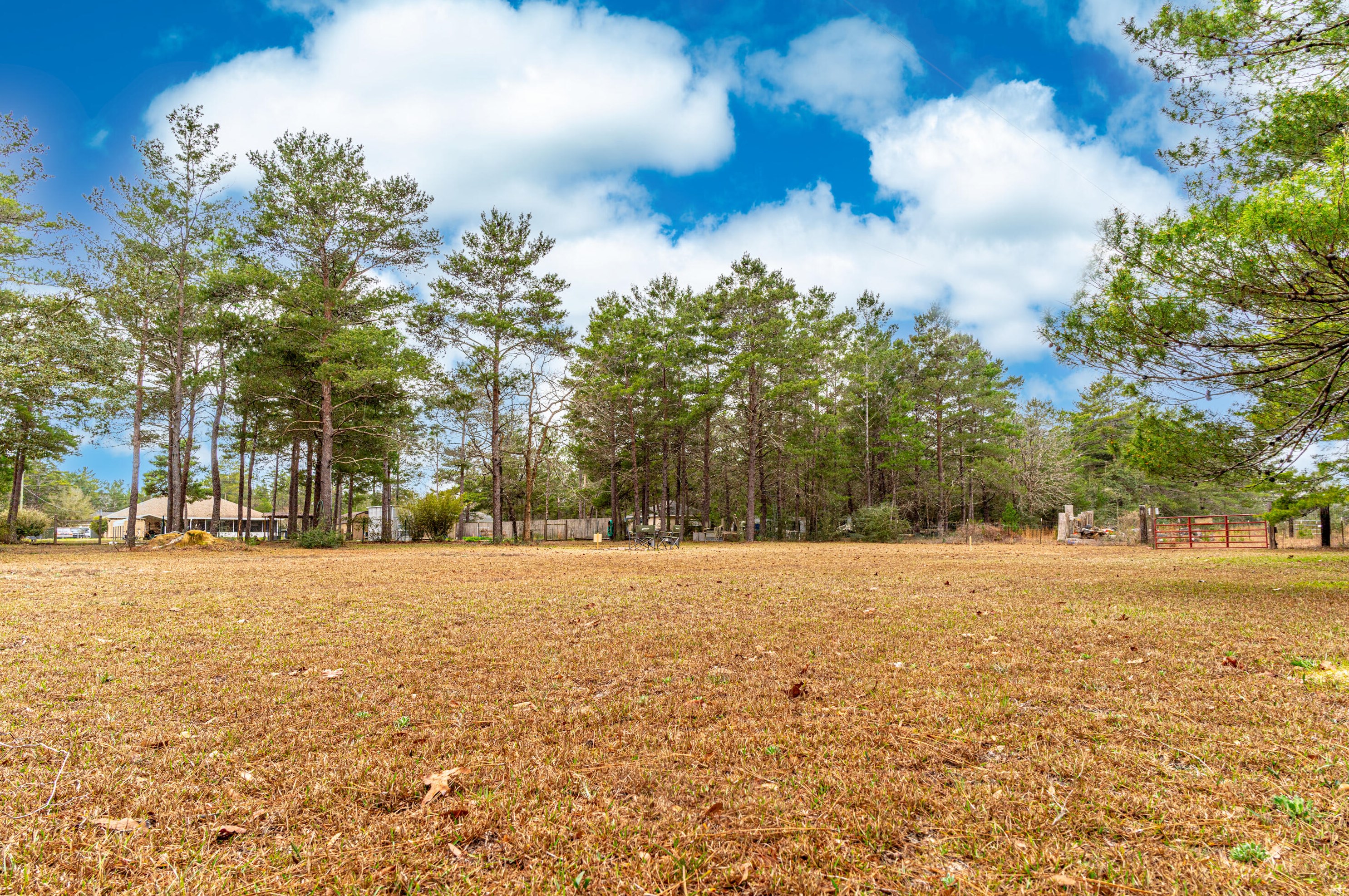 4037 Randi Rd, Crestview FL  32539-6506 exterior