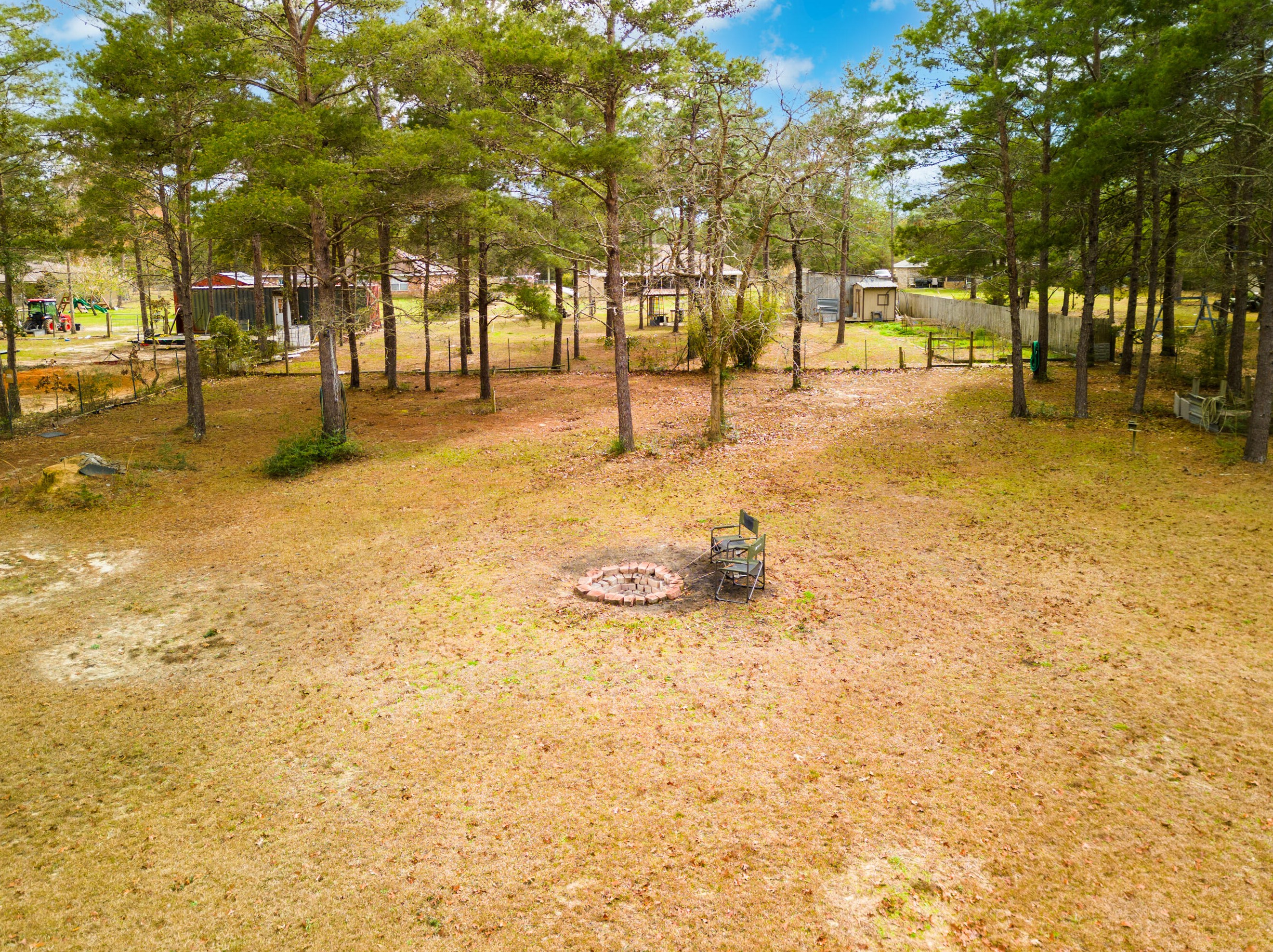4037 Randi Rd, Crestview FL  32539-6506 exterior