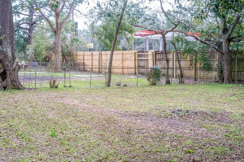 105 Tyner Dr, Crestview FL  32539-3210 exterior