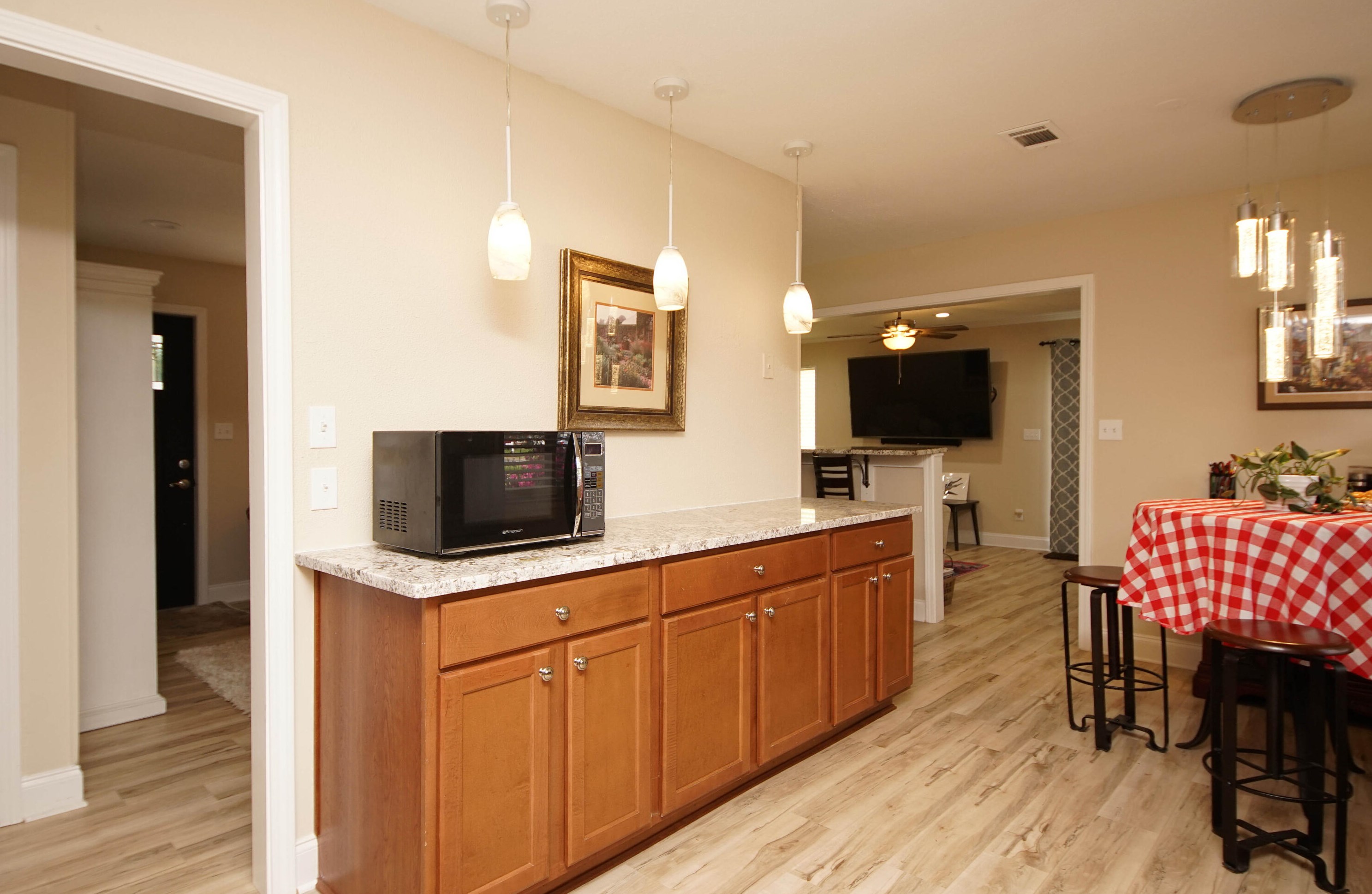 140 Robinwood Dr, Fort Walton Beach FL  32548-4365 exterior