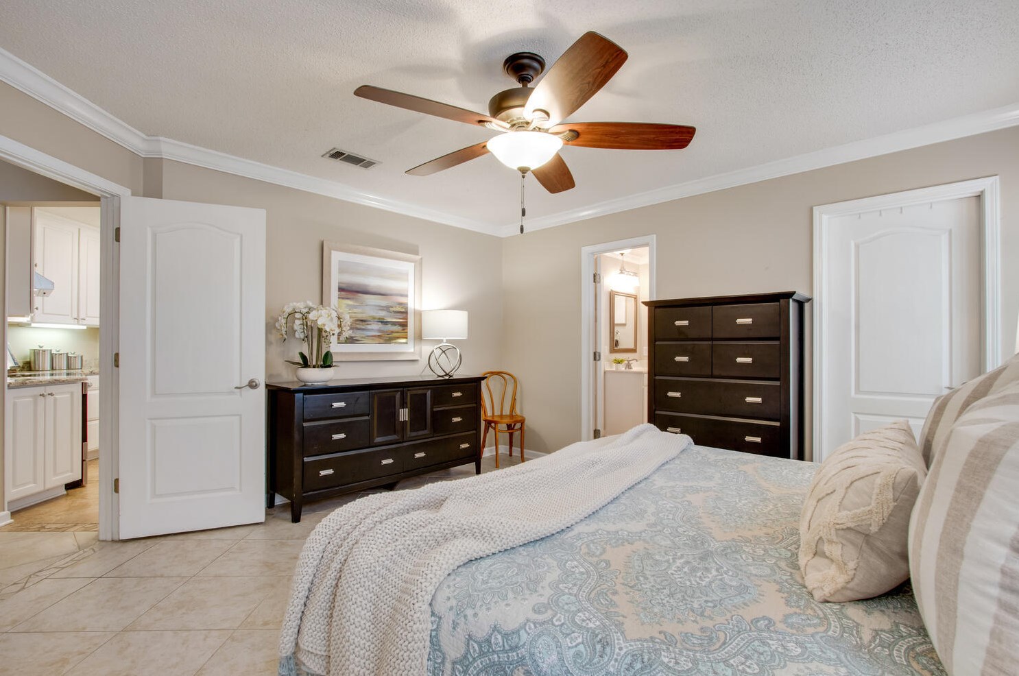 825 Fairway Lakes Dr, Niceville FL  32578-3843 exterior